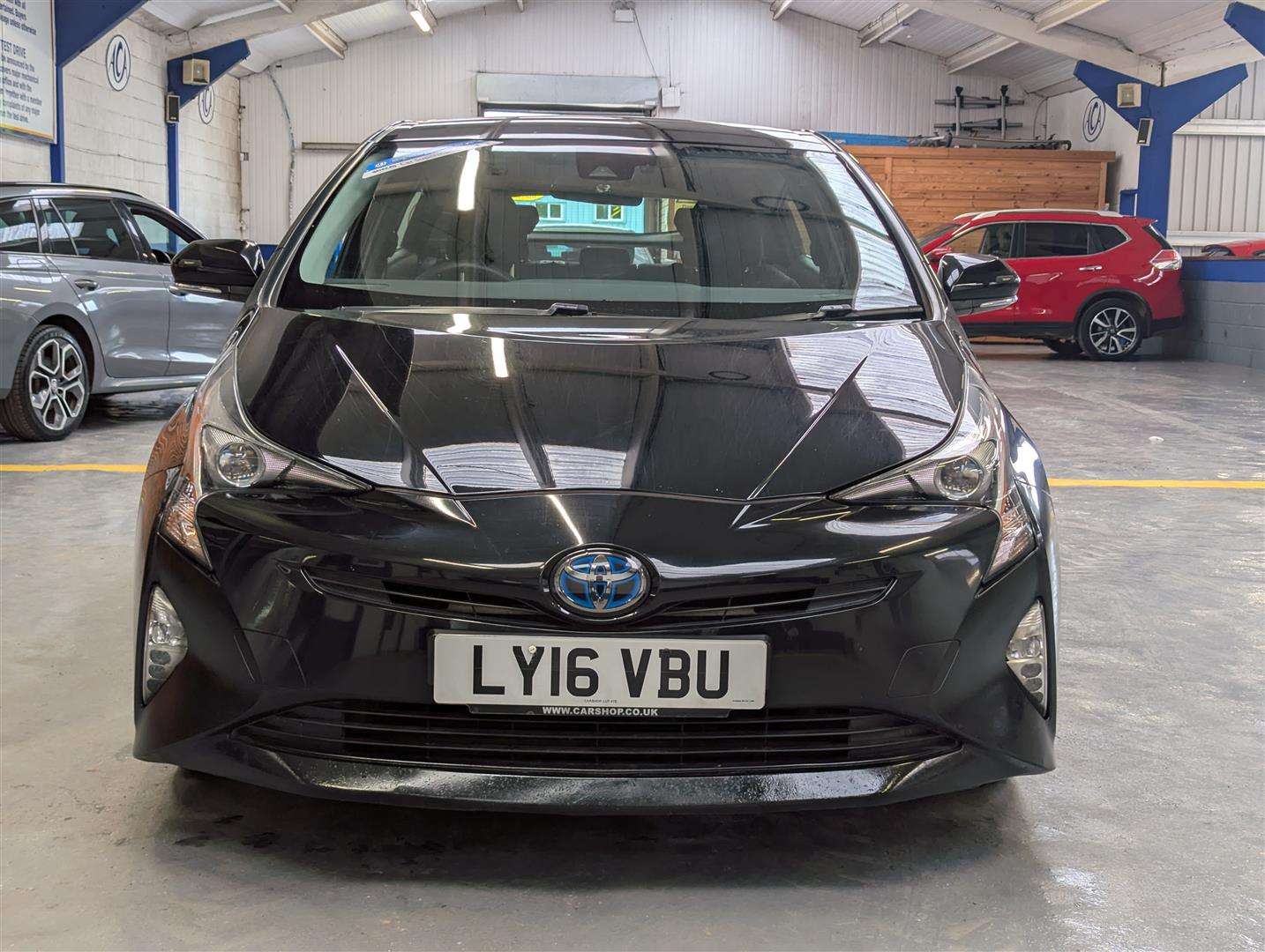 <p>2016 TOYOTA PRIUS ACTIVE VVT-I CVT</p>