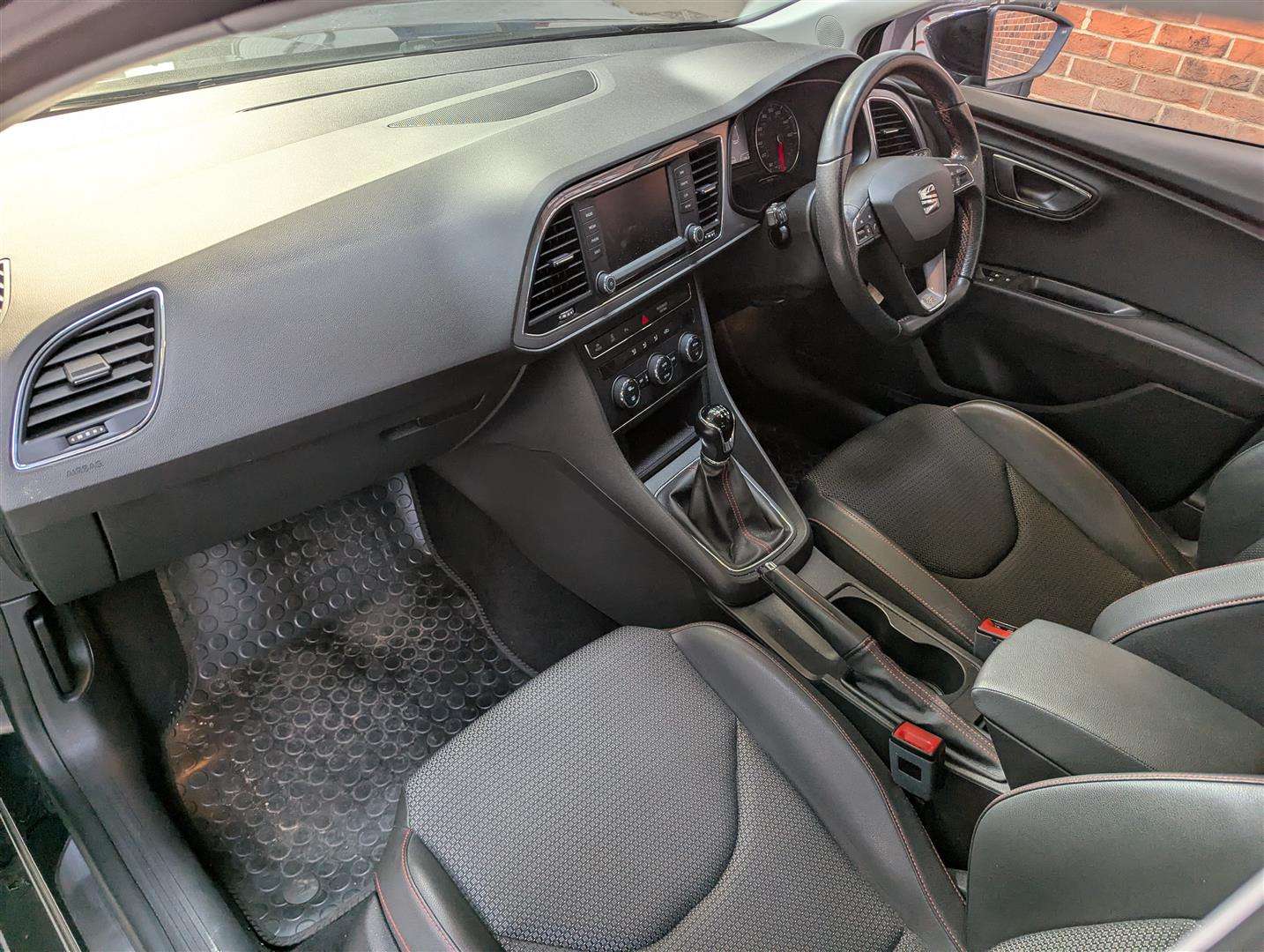 <p>2016 SEAT LEON FR TECHNOLOGY TDI</p>