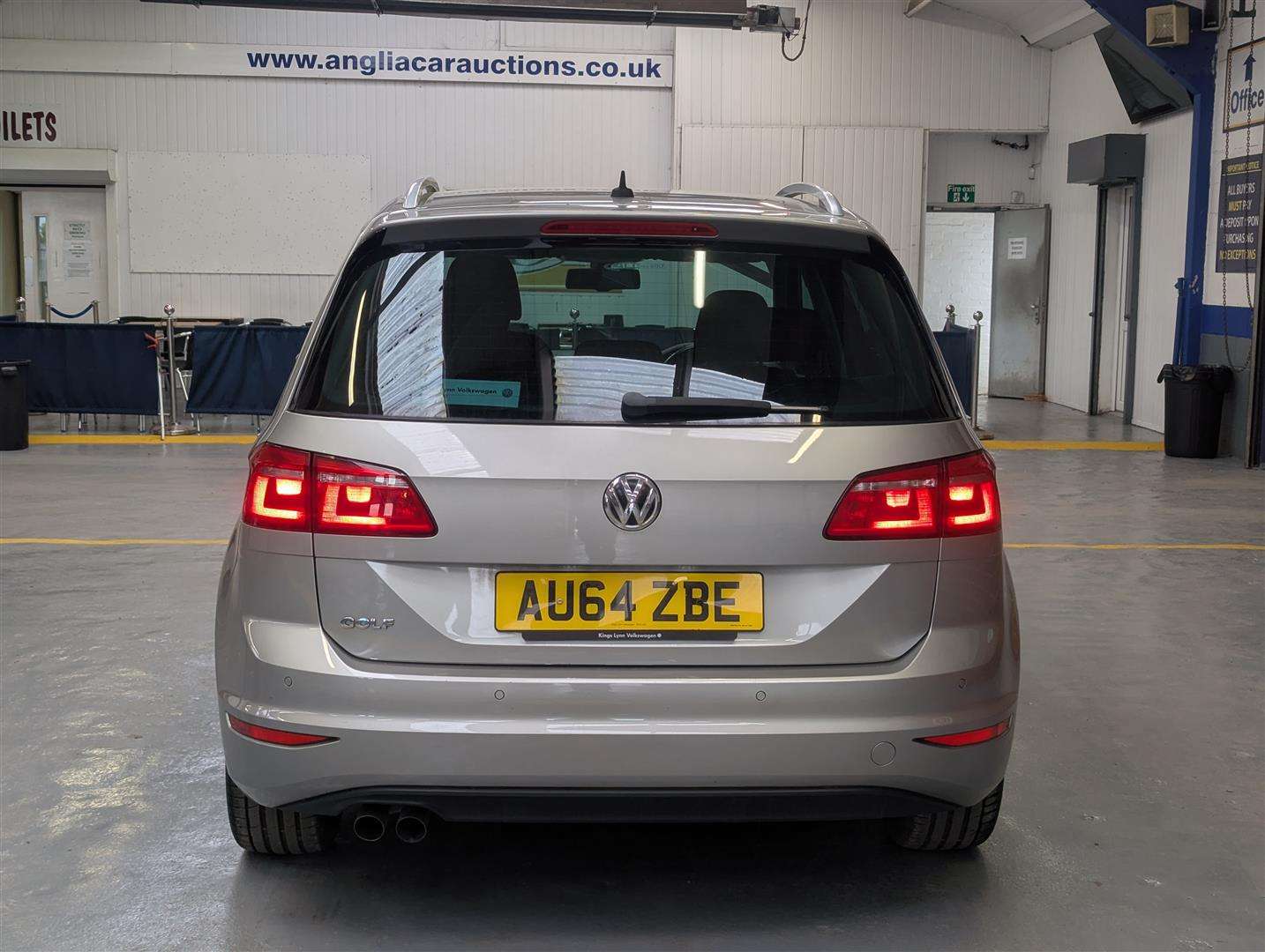 <p>2014 VOLKSWAGEN GOLF SV GT TDI</p>