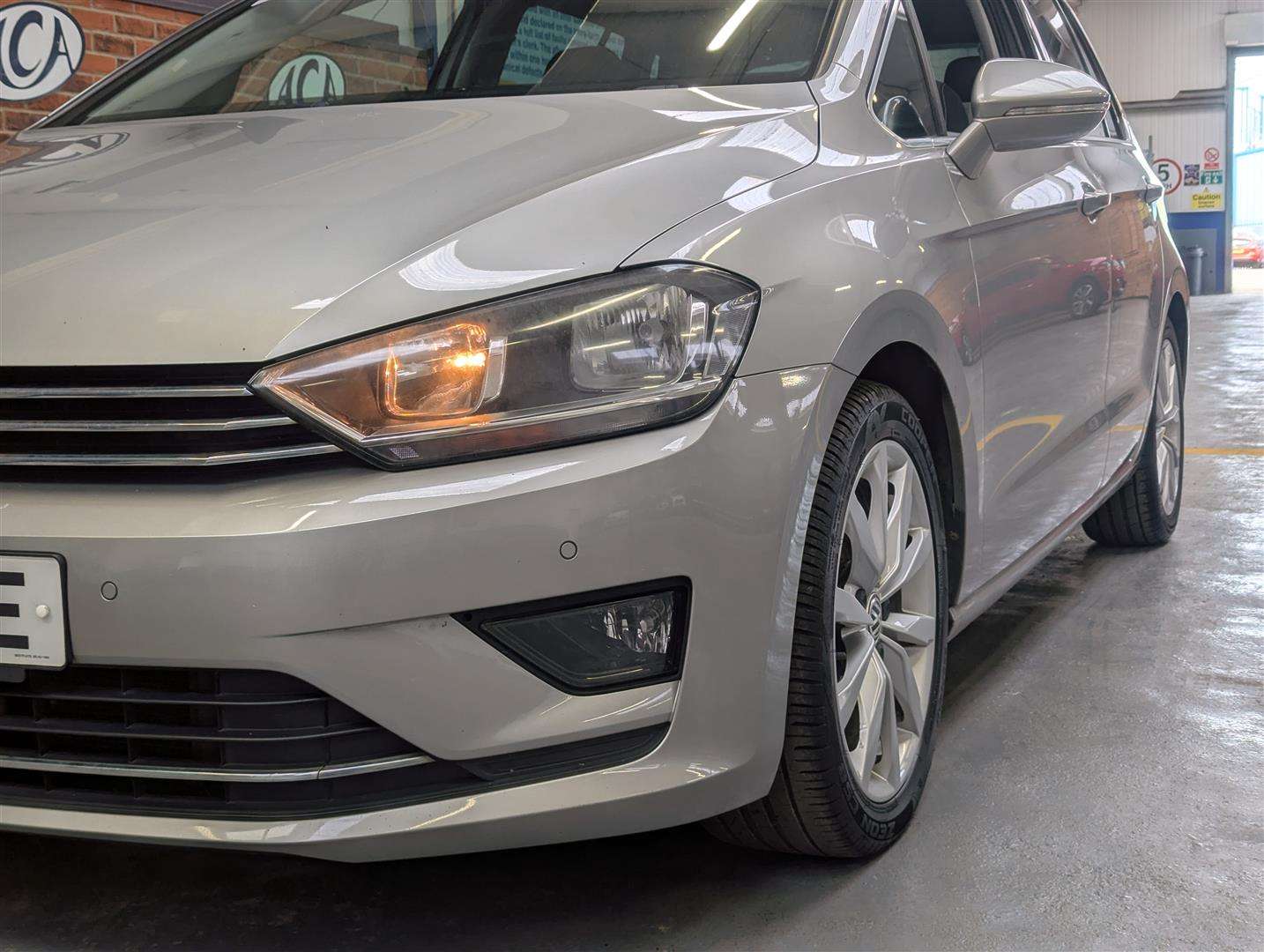 <p>2014 VOLKSWAGEN GOLF SV GT TDI</p>