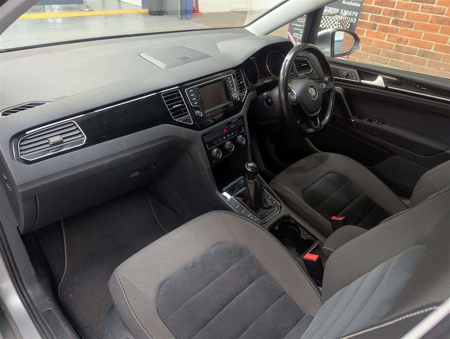 <p>2014 VOLKSWAGEN GOLF SV GT TDI</p>