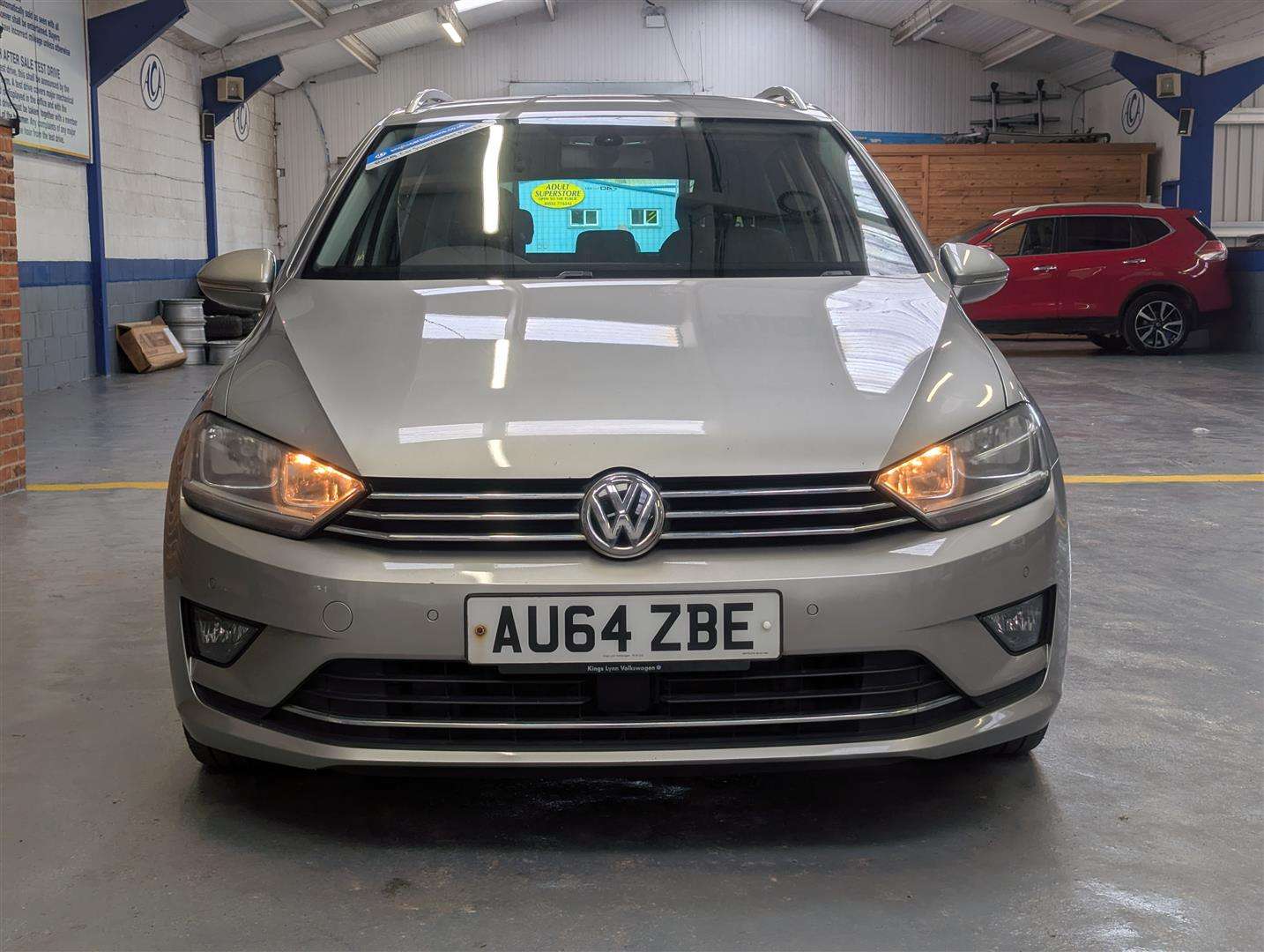 <p>2014 VOLKSWAGEN GOLF SV GT TDI</p>