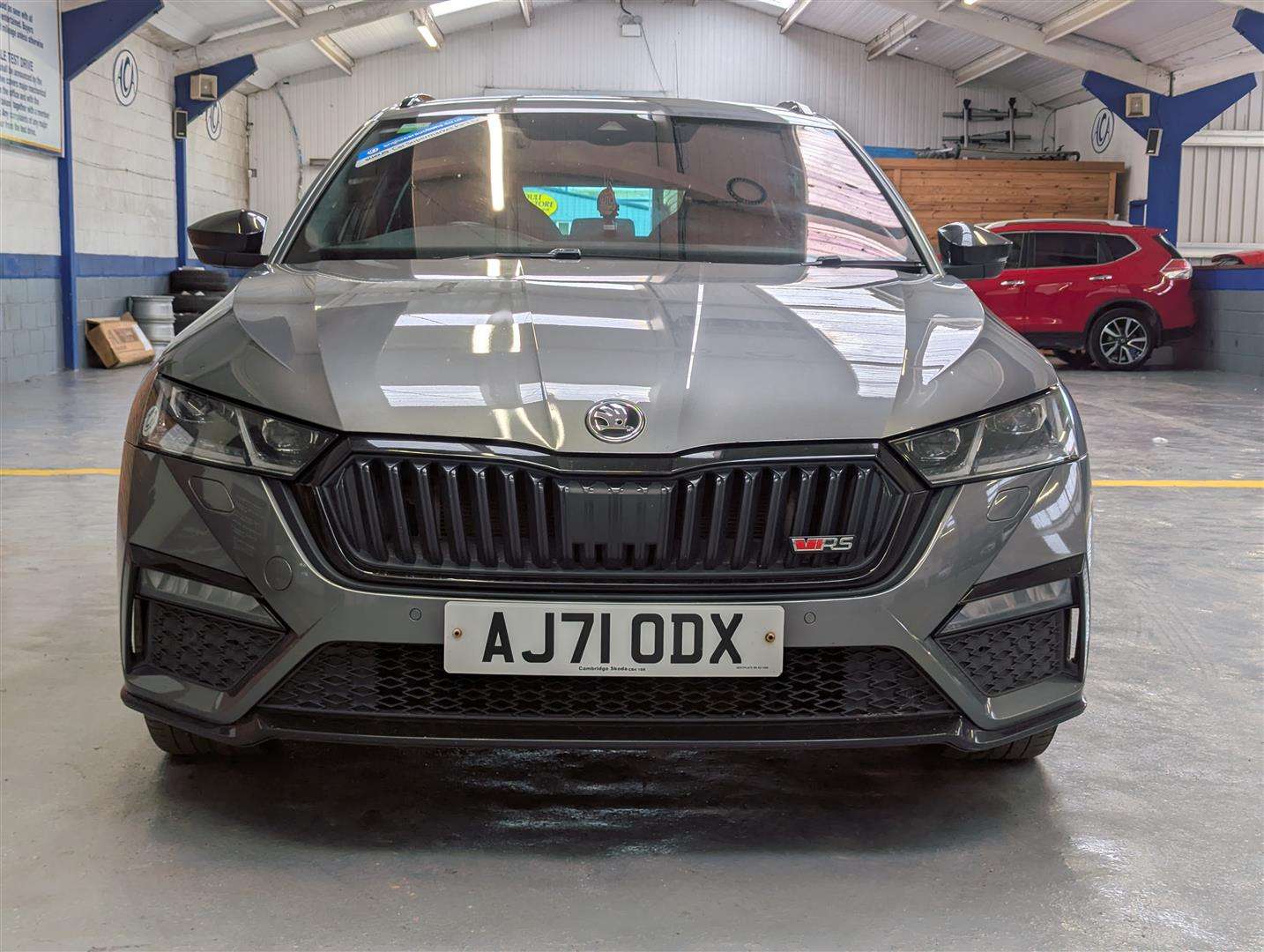 <p>2022 SKODA OCTAVIA VRS TSI IV S-A</p>