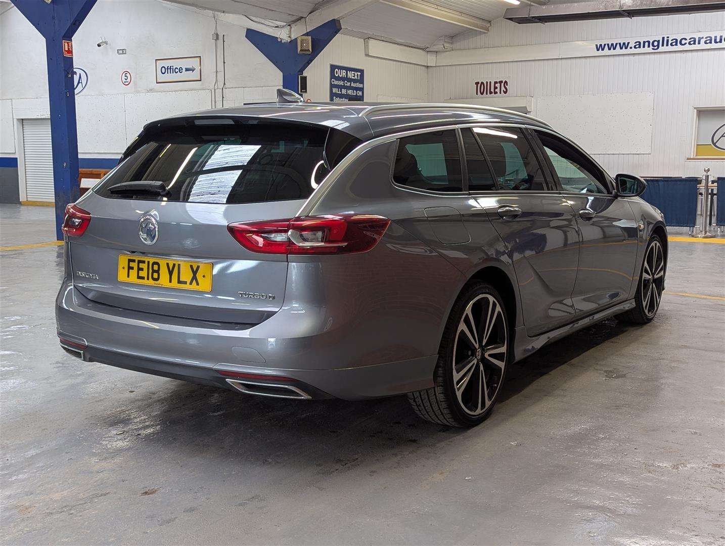 <p>2018 VAUXHALL INSIGNIA SRI VX-LINE NAV</p>