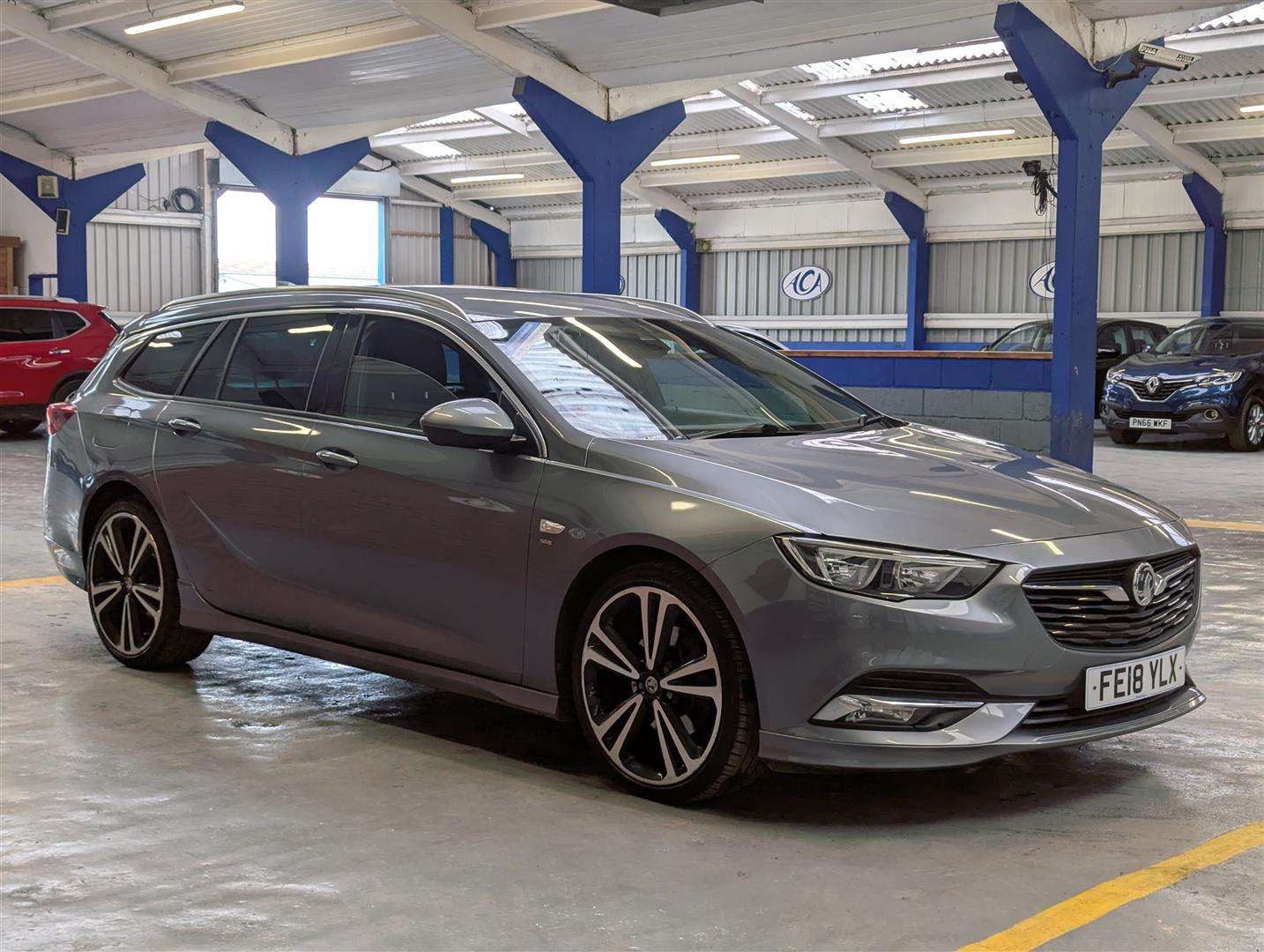 <p>2018 VAUXHALL INSIGNIA SRI VX-LINE NAV</p>