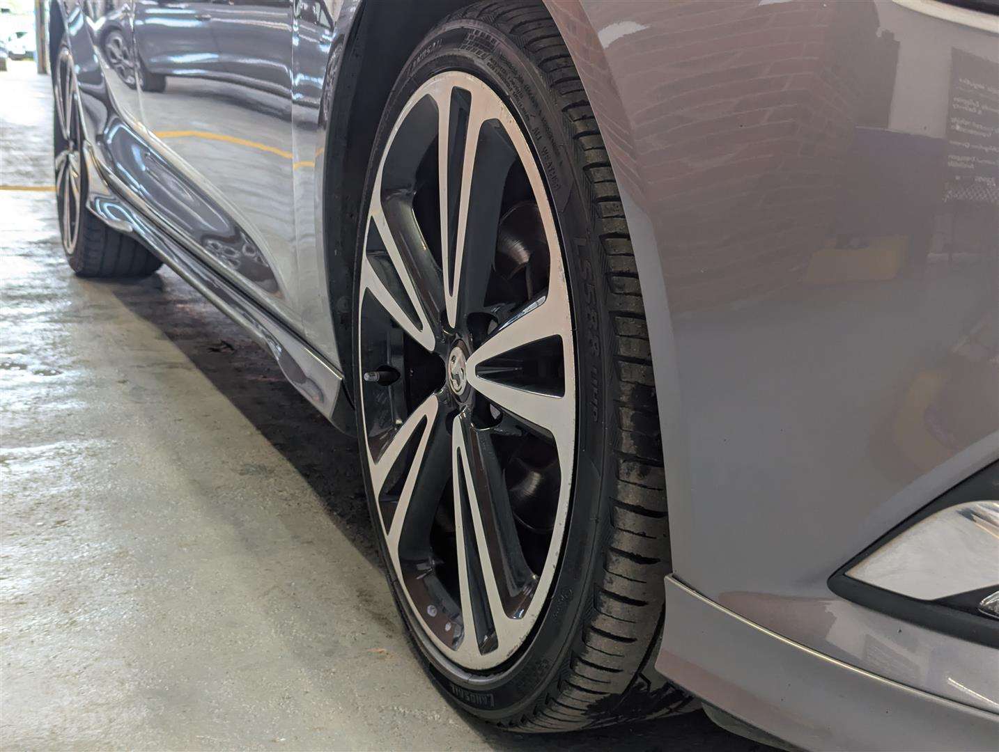 <p>2018 VAUXHALL INSIGNIA SRI VX-LINE NAV</p>
