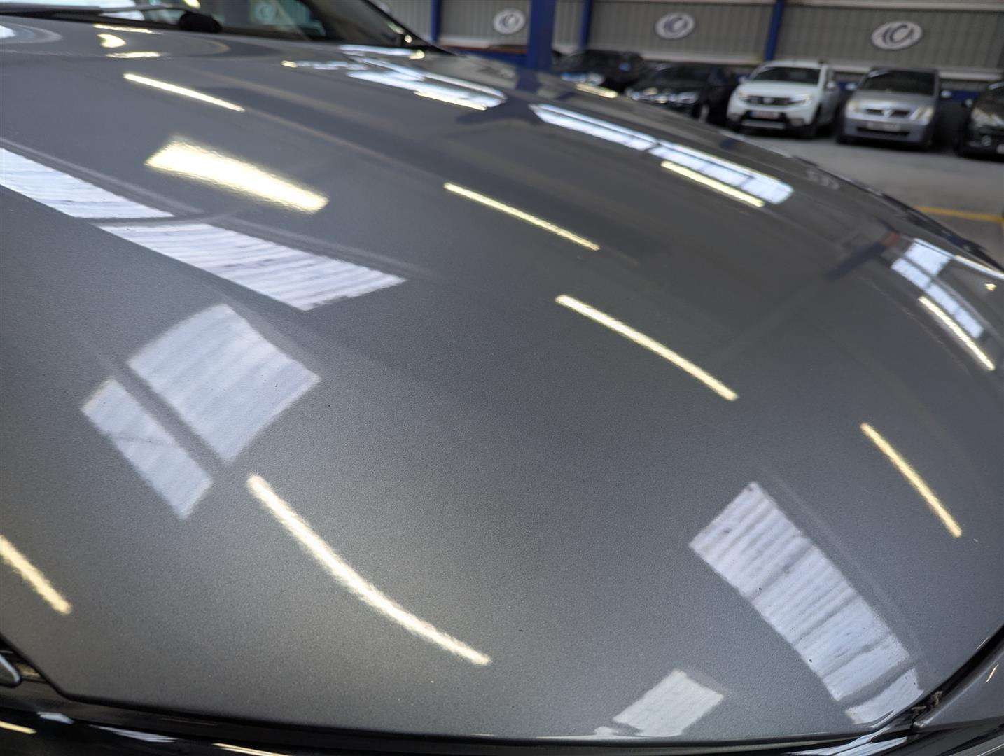 <p>2018 VAUXHALL INSIGNIA SRI VX-LINE NAV</p>