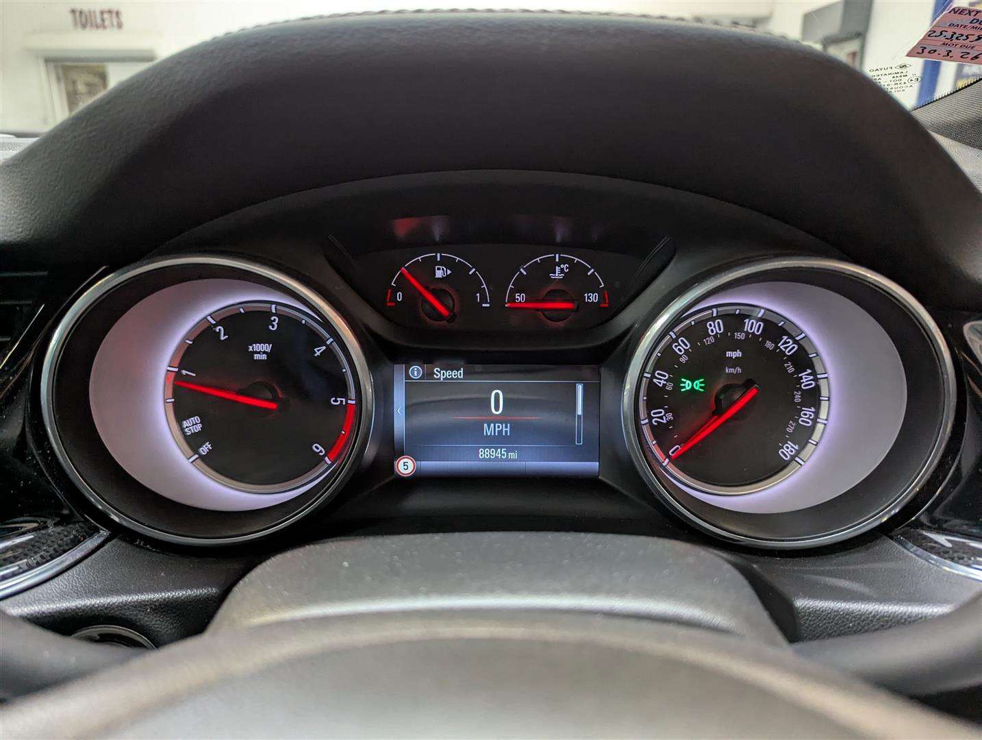 <p>2018 VAUXHALL INSIGNIA SRI VX-LINE NAV</p>