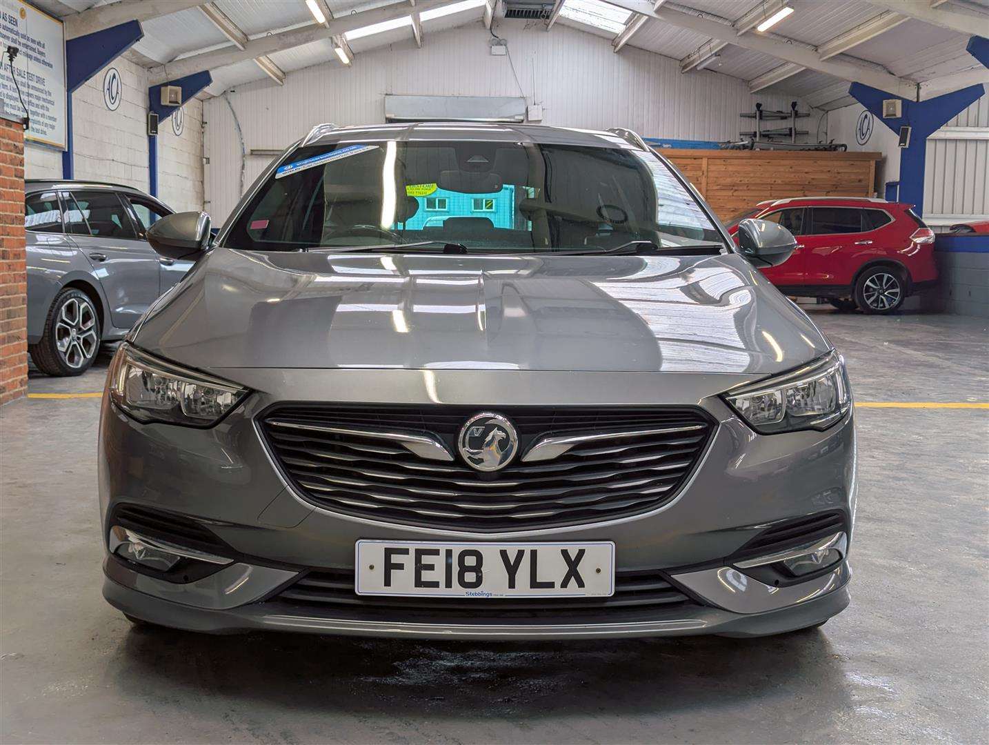 <p>2018 VAUXHALL INSIGNIA SRI VX-LINE NAV</p>