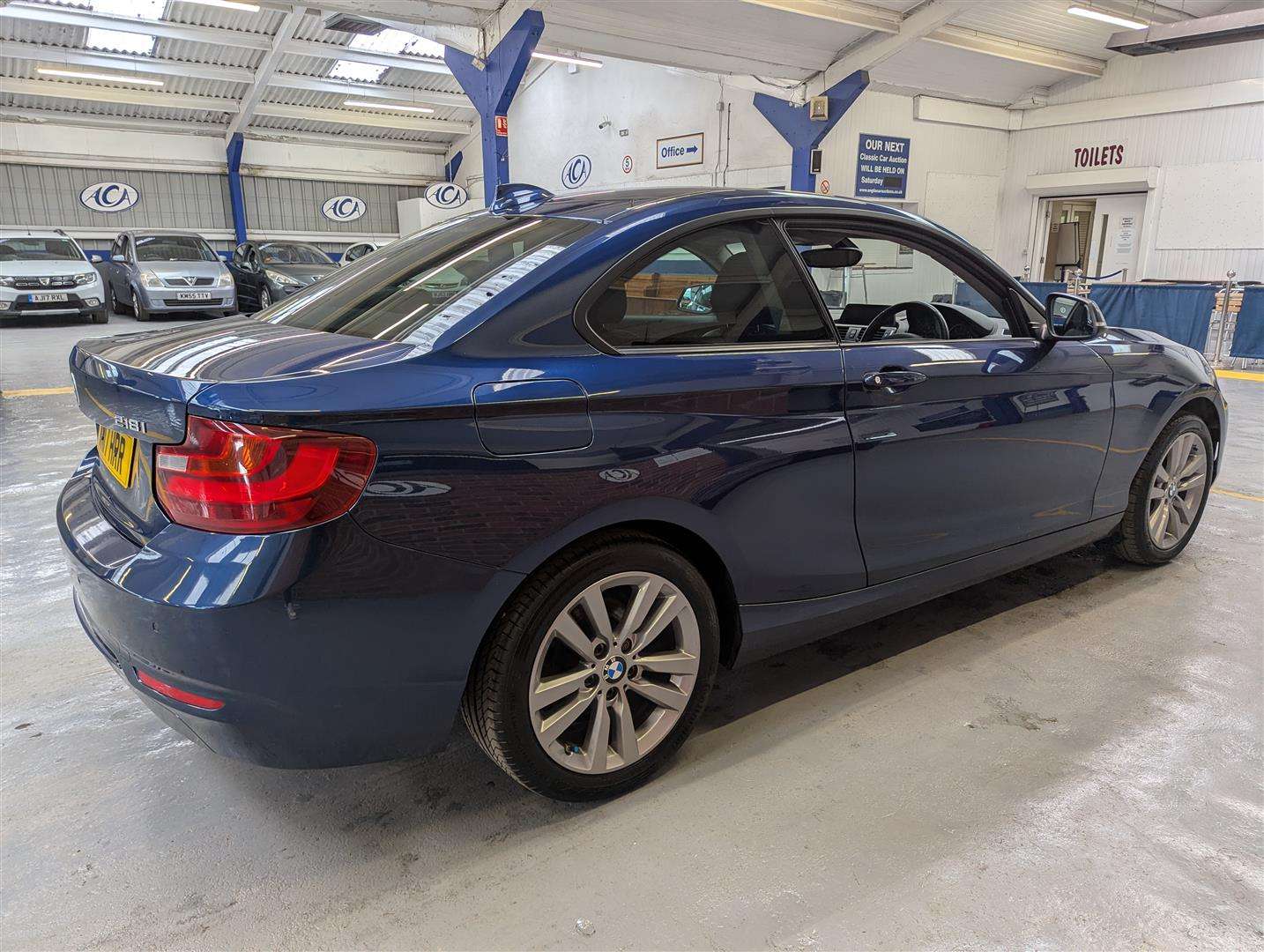 <p>2017 BMW 218I SPORT</p>