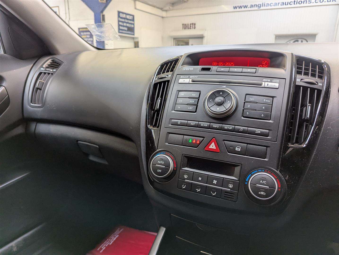 <p>2011 KIA PRO CEED 3 CRDI</p>