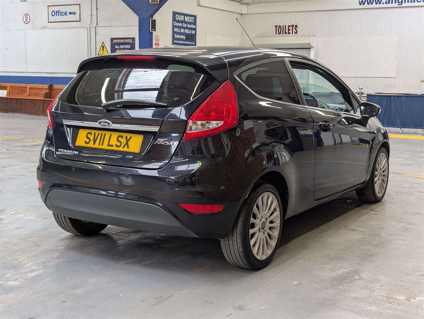 <p>2011 FORD FIESTA TITANIUM</p>