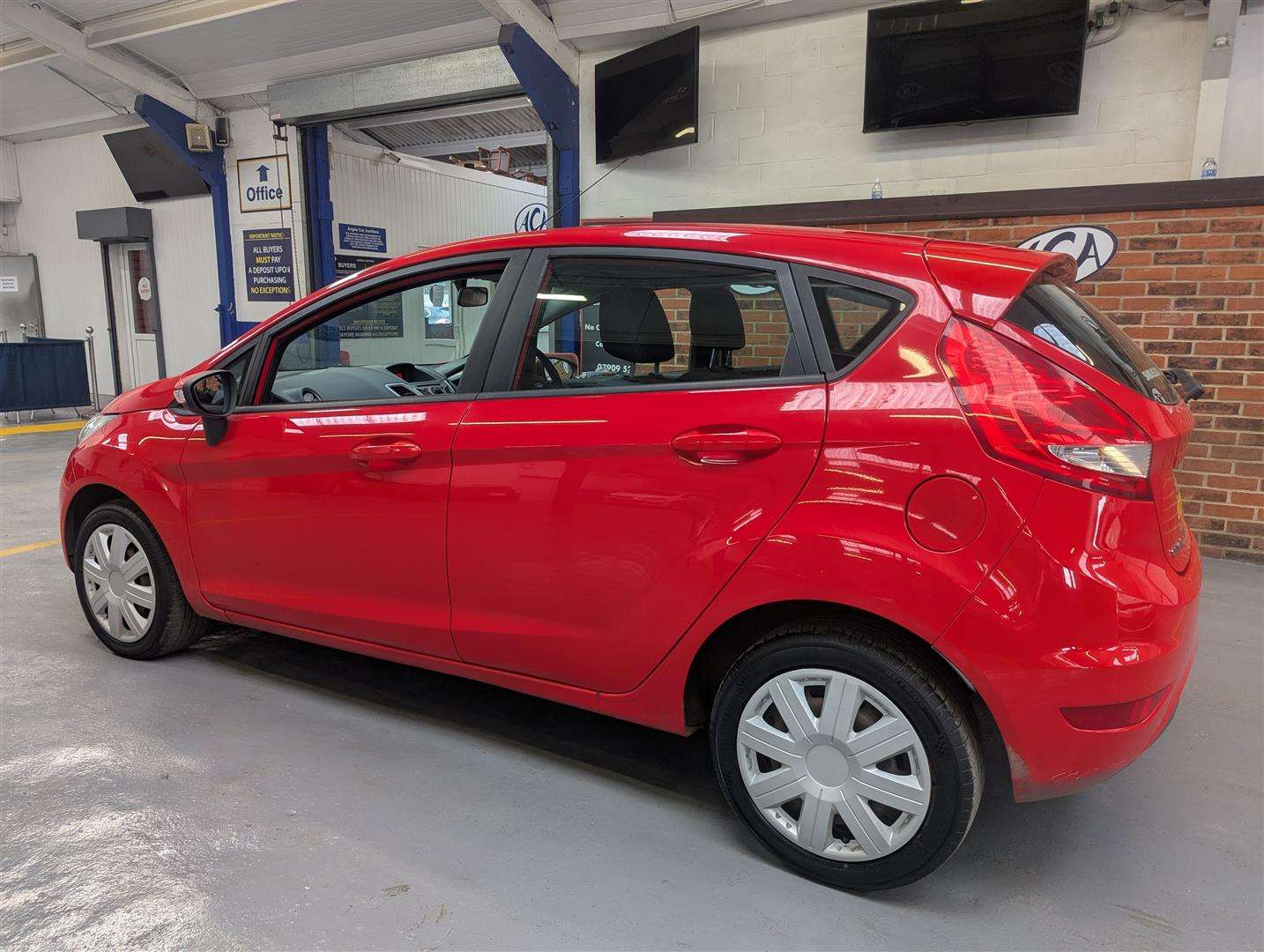 <p>2009 FORD FIESTA STYLE 82</p>
