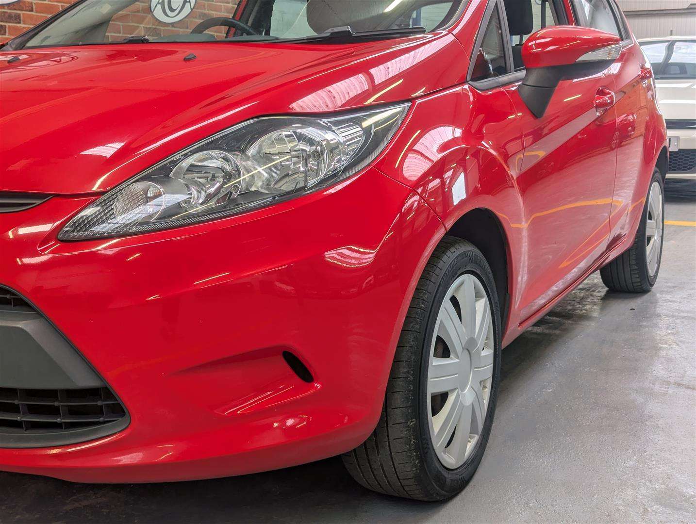 <p>2009 FORD FIESTA STYLE 82</p>