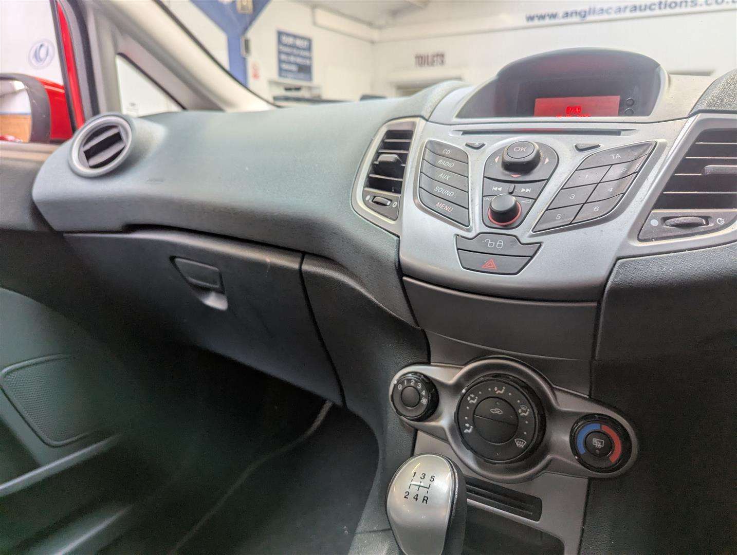 <p>2009 FORD FIESTA STYLE 82</p>