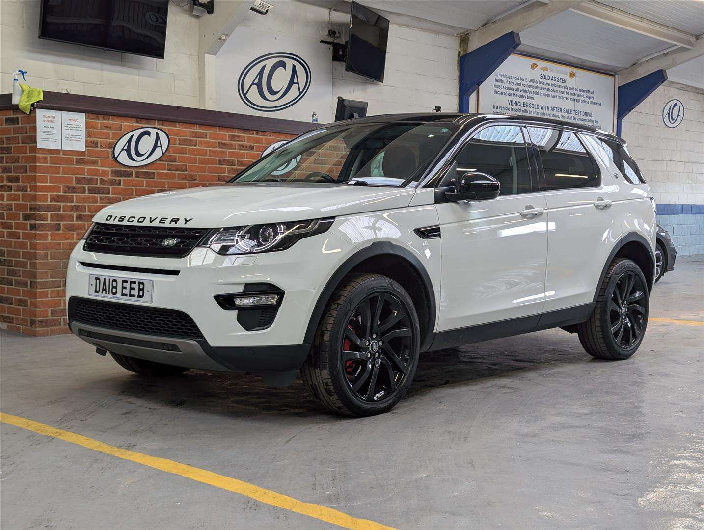 <p>2018 LAND ROVER DISCO-Y SPORT BLACK HSE T</p>