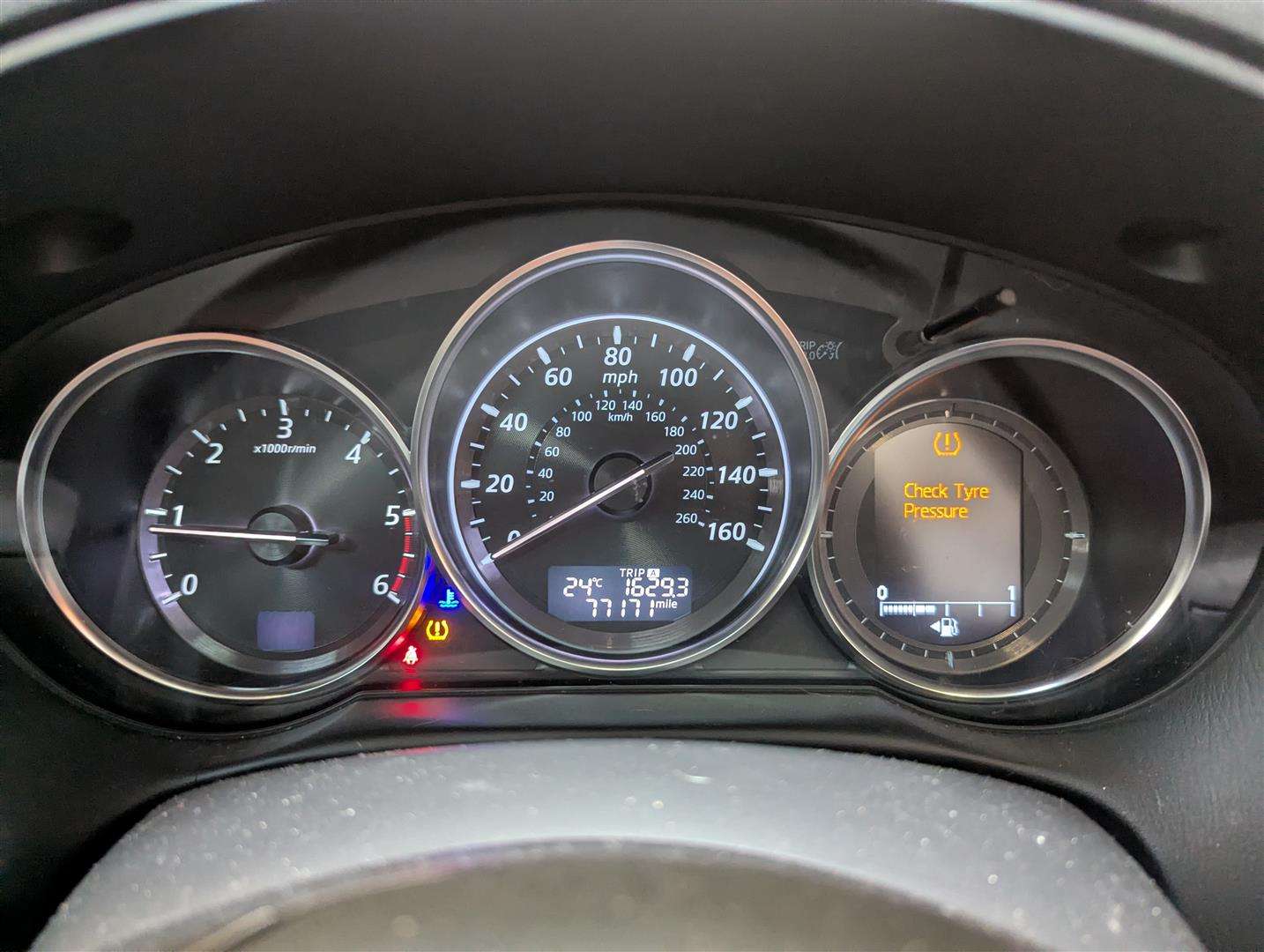 <p>2014 MAZDA CX-5 SE-L LUX NAV D</p>