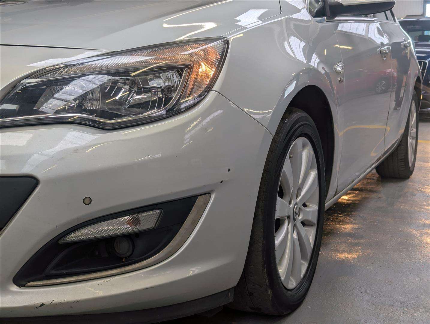<p>2015 VAUXHALL ASTRA ELITE CDTI S/S</p>