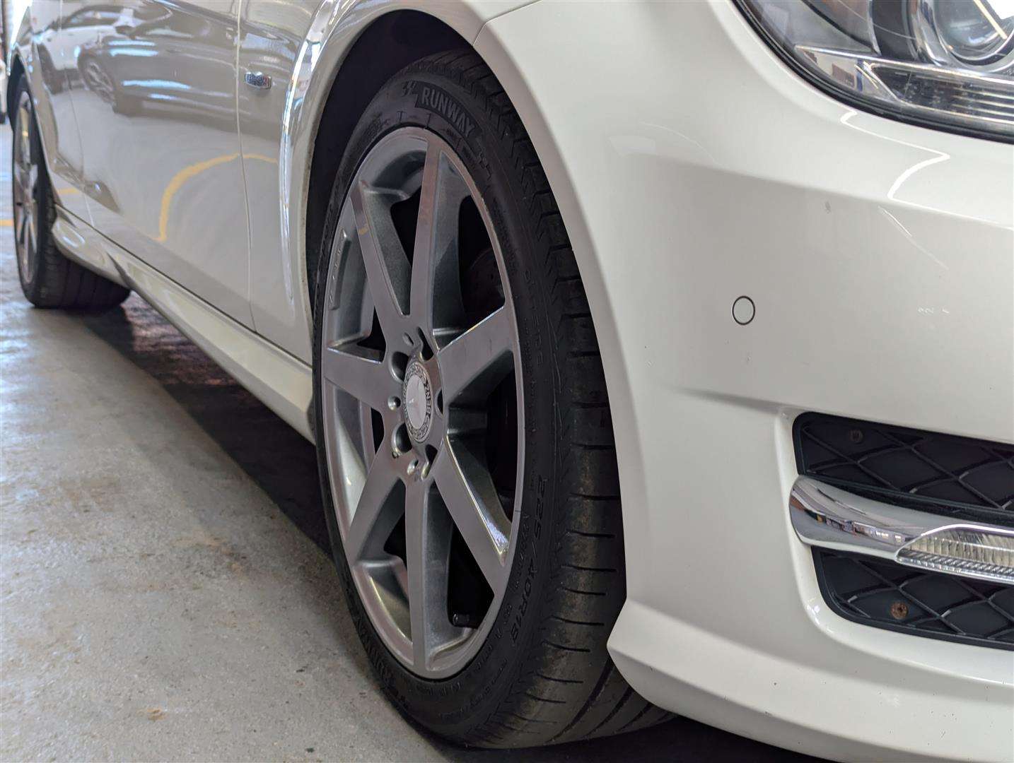 <p>2011 MERCEDES-BENZ C220 AMG SPORT CDI BLUEEF</p>
