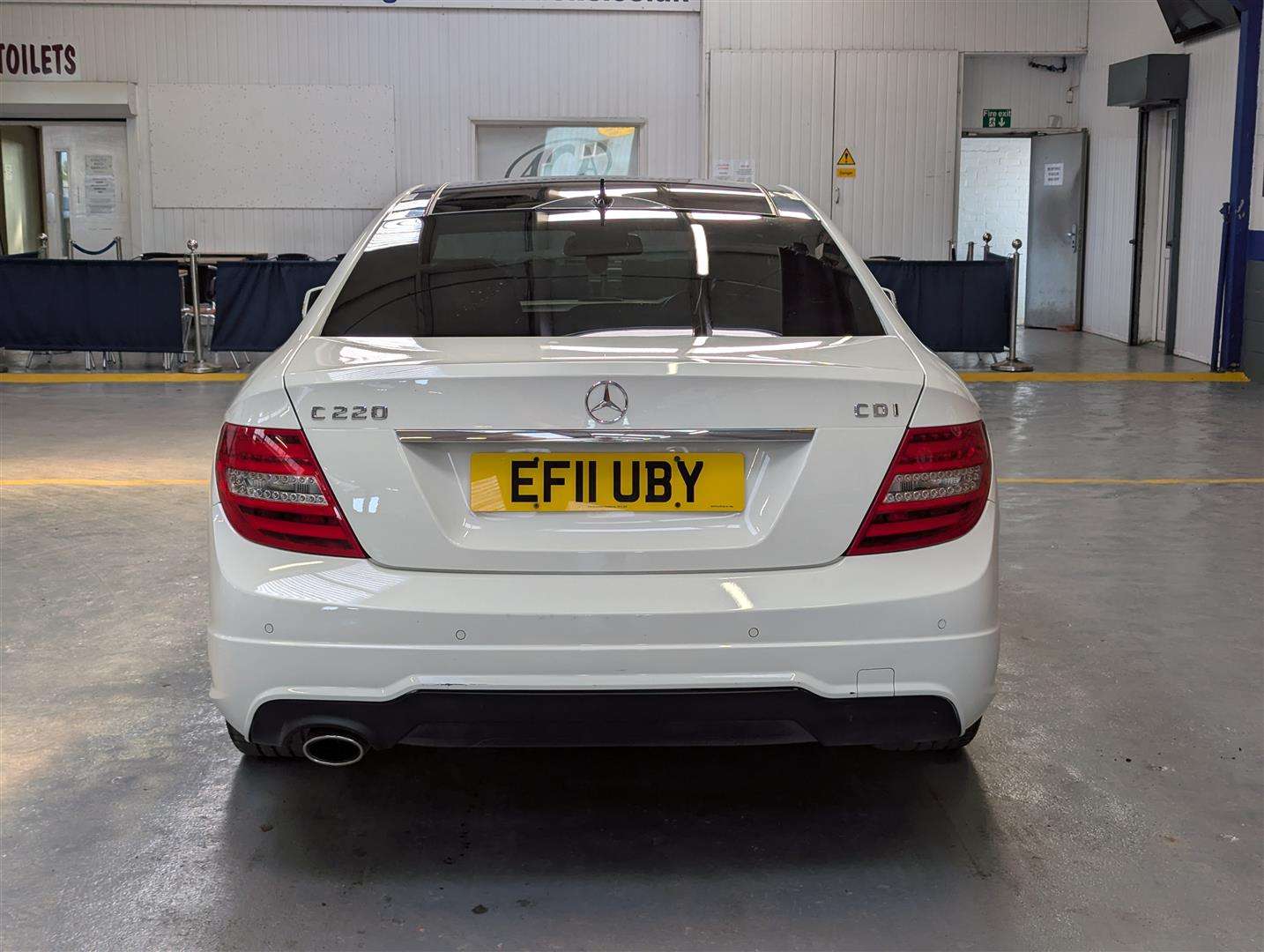 <p>2011 MERCEDES-BENZ C220 AMG SPORT CDI BLUEEF</p>