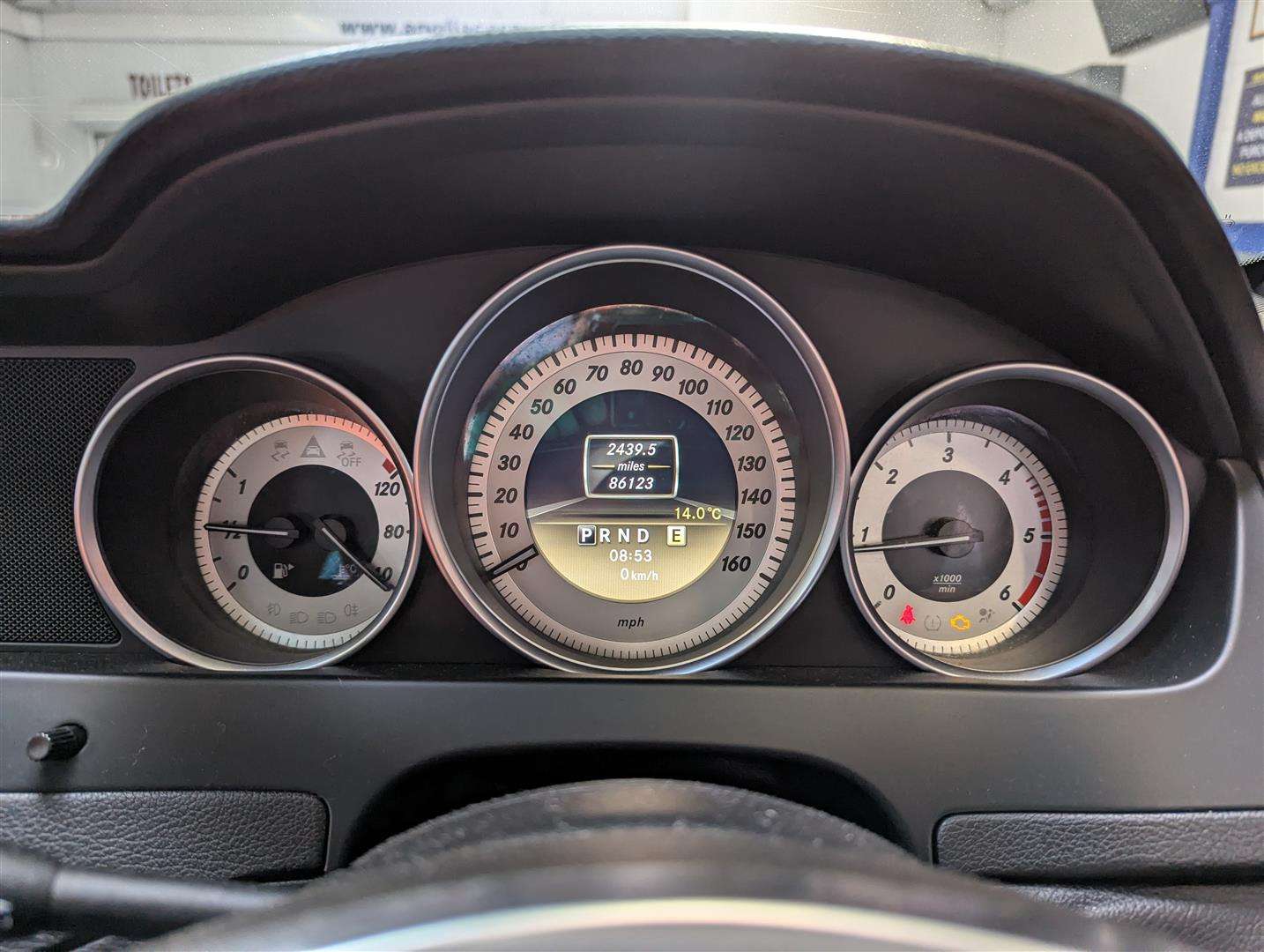 <p>2011 MERCEDES-BENZ C220 AMG SPORT CDI BLUEEF</p>