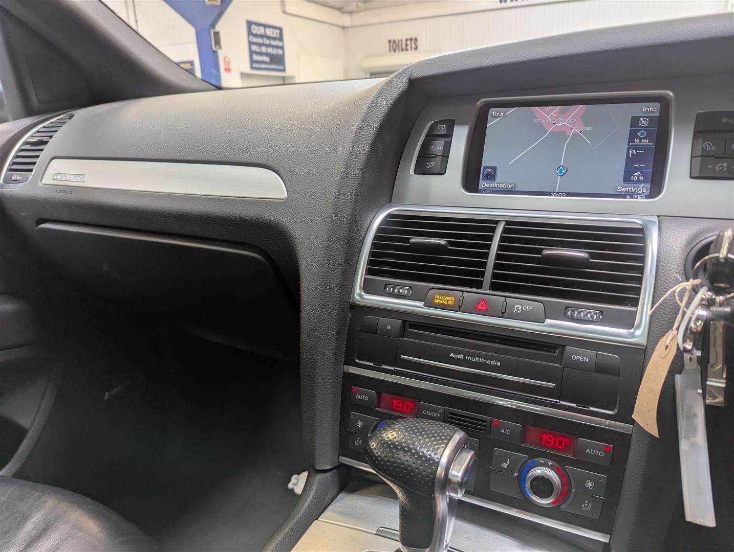 <p>2013 AUDI Q7 S LINE + TDI QUATTRO AUTO</p>