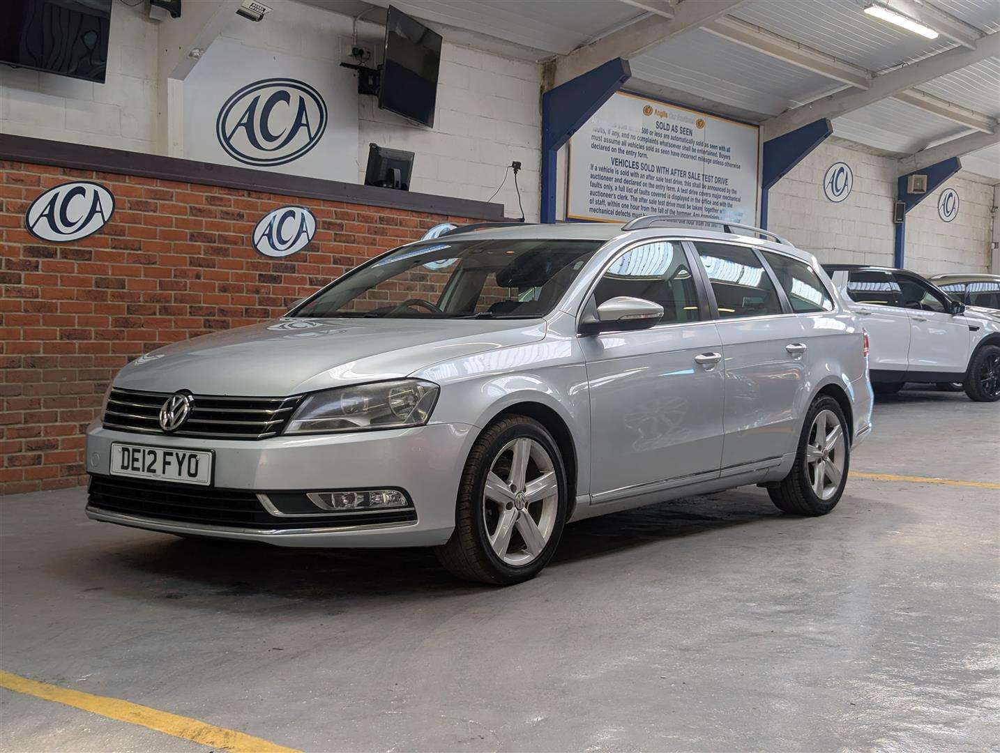 <p>2012 VOLKSWAGEN PASSAT SE BLUEMOTION TECH</p>