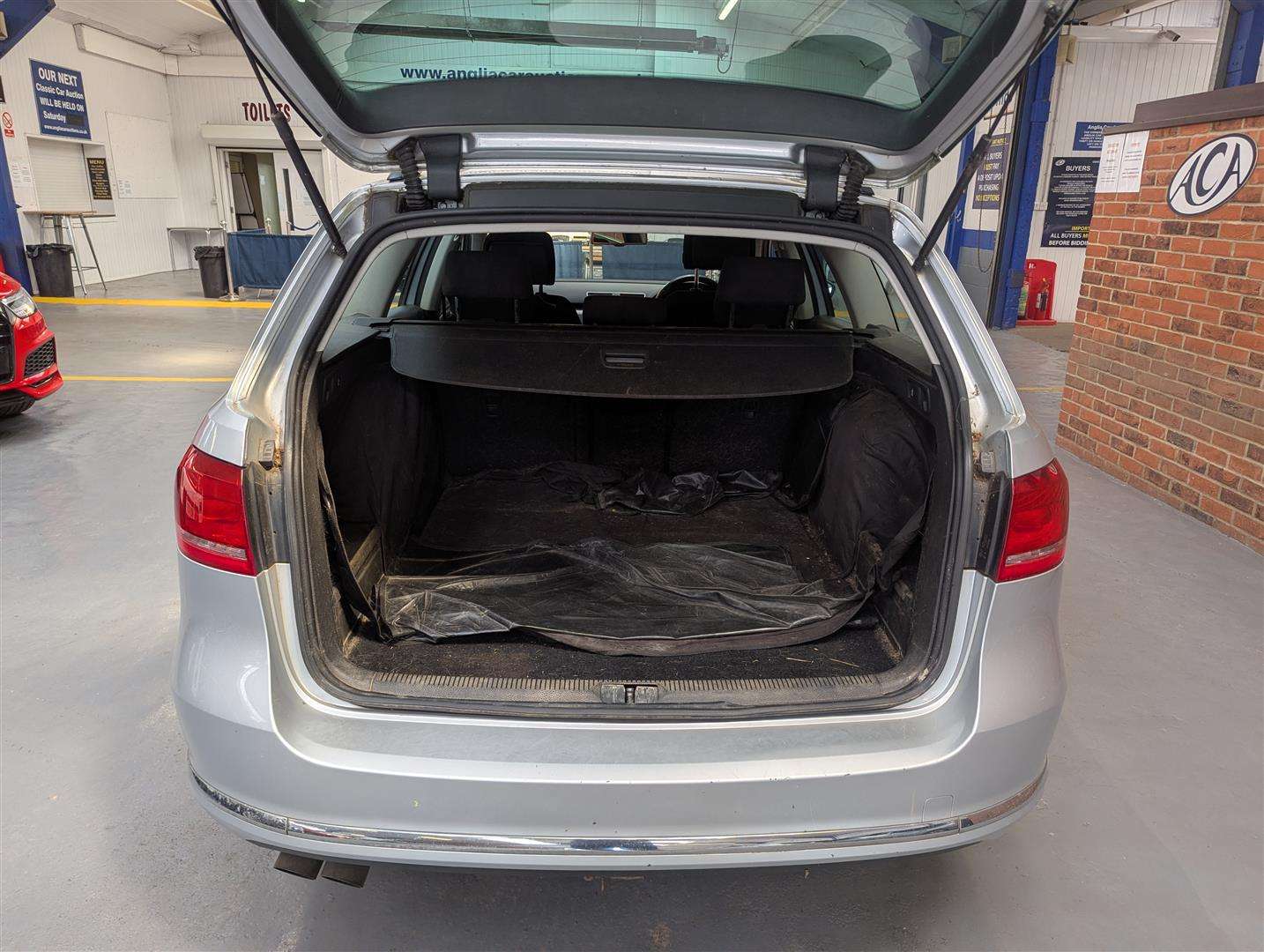 <p>2012 VOLKSWAGEN PASSAT SE BLUEMOTION TECH</p>