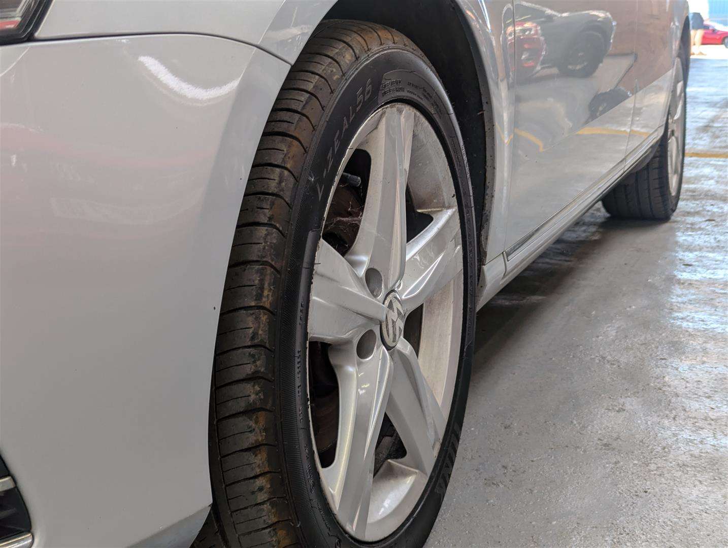<p>2012 VOLKSWAGEN PASSAT SE BLUEMOTION TECH</p>