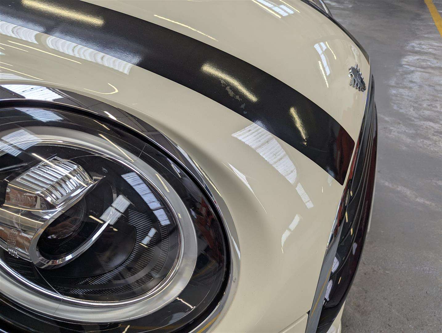 <p>2018 MINI COOPER</p>