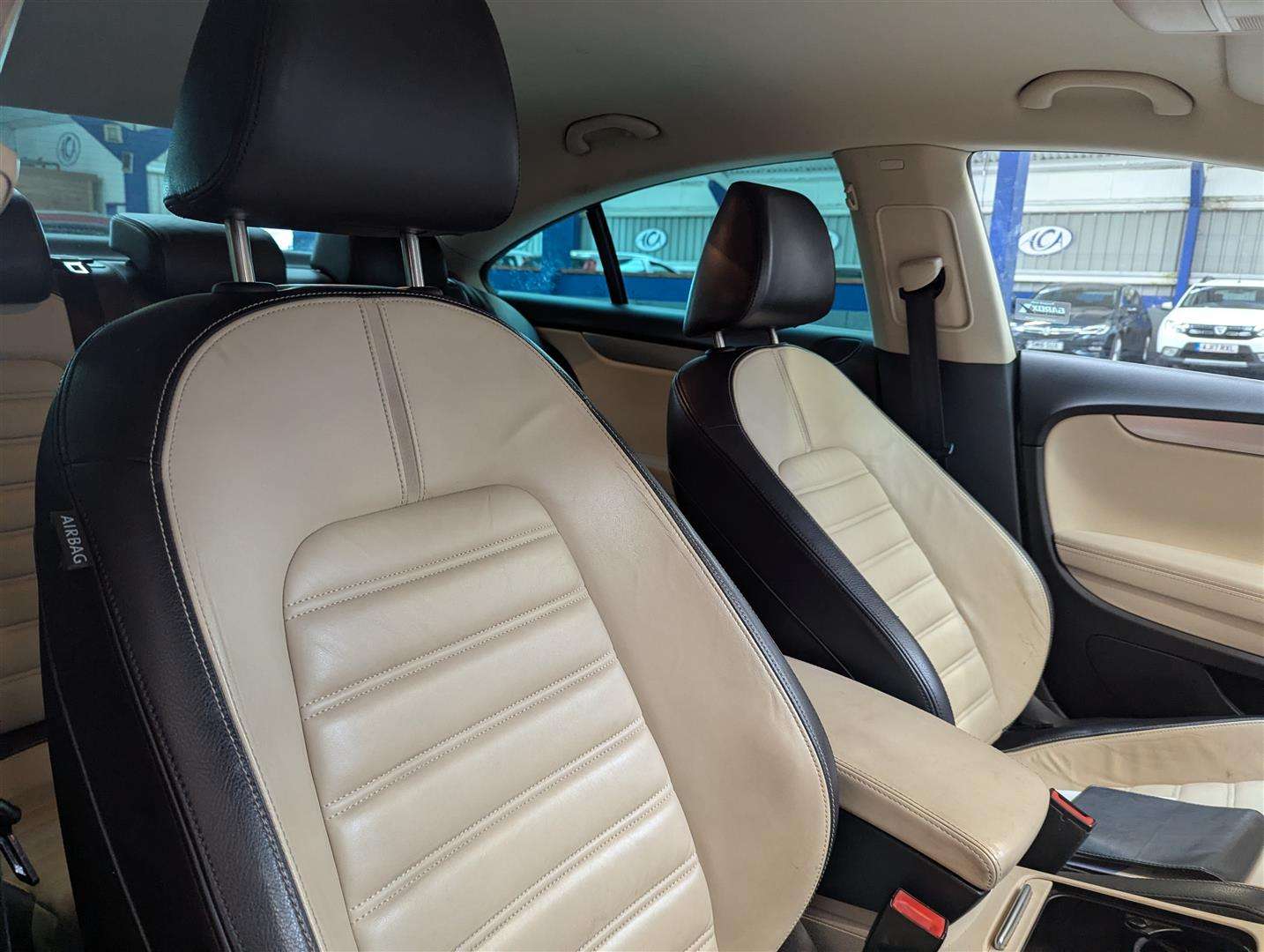 <p>2011 VOLKSWAGEN PASSAT GT CC TDI170 BL TE</p>