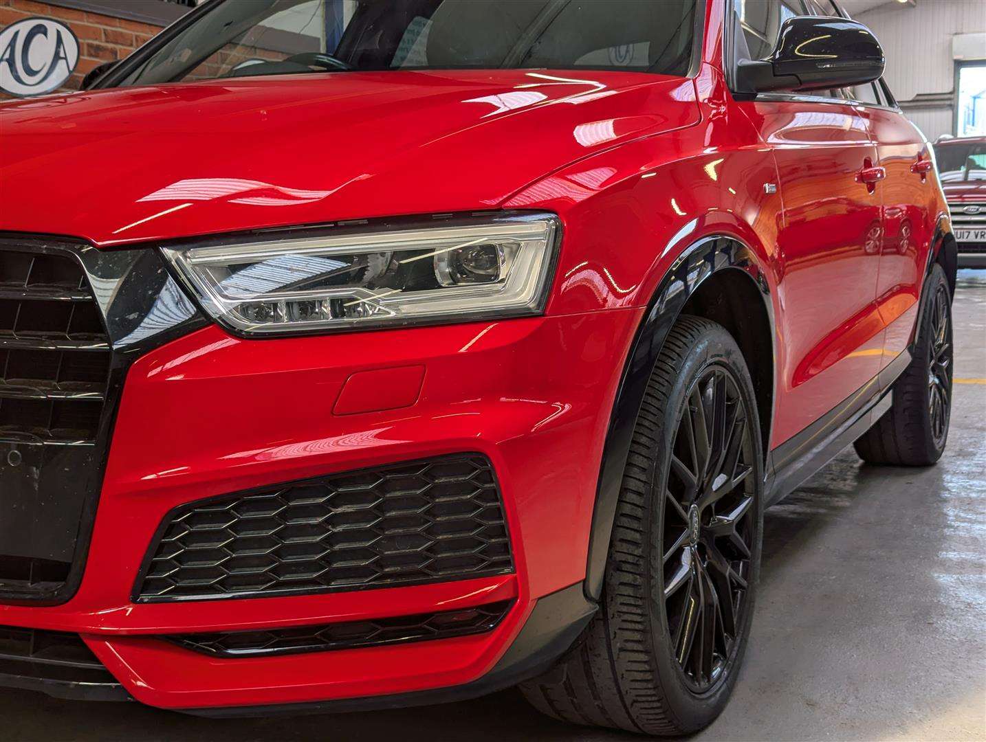 <p>2017 AUDI Q3 S LINE BLACK ED TDI QU</p>