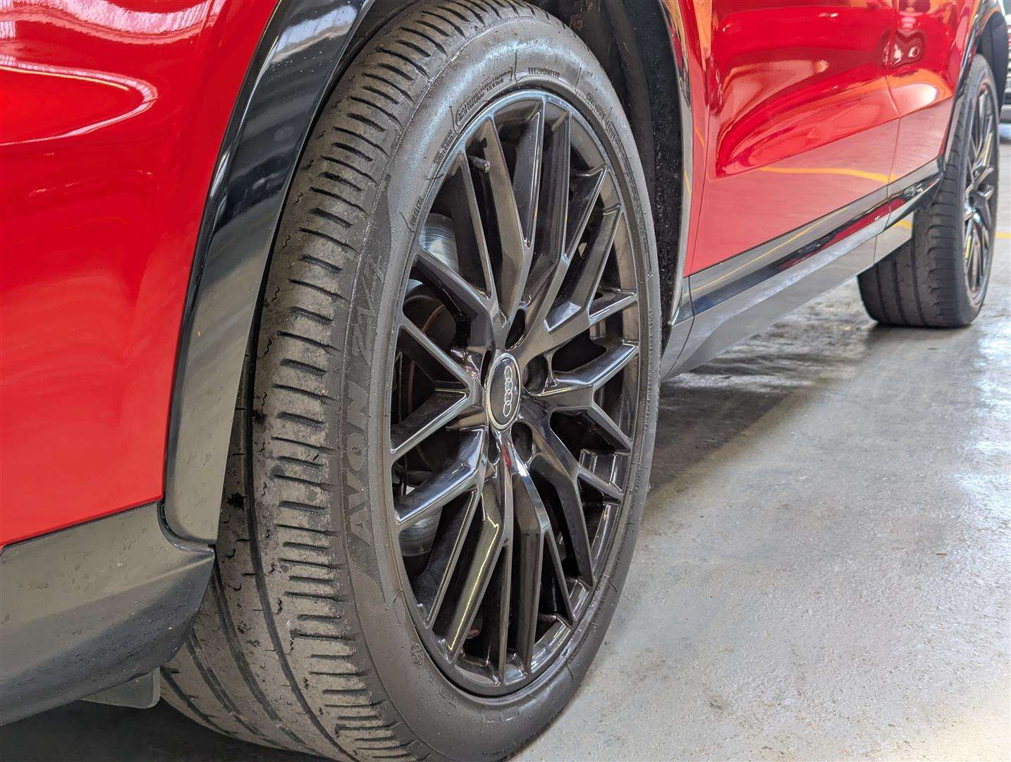 <p>2017 AUDI Q3 S LINE BLACK ED TDI QU</p>