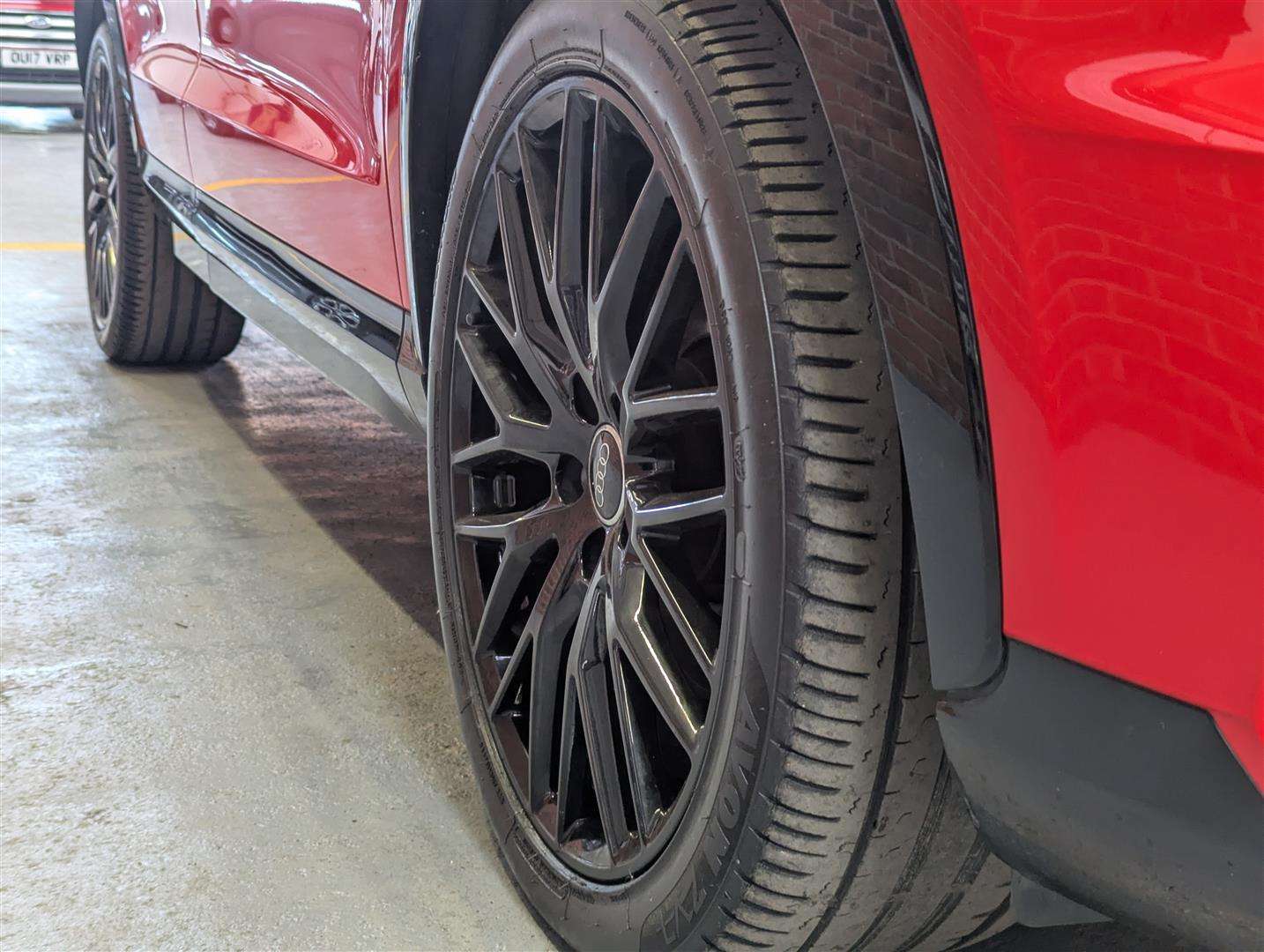<p>2017 AUDI Q3 S LINE BLACK ED TDI QU</p>