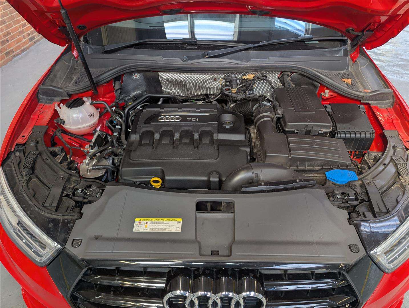 <p>2017 AUDI Q3 S LINE BLACK ED TDI QU</p>