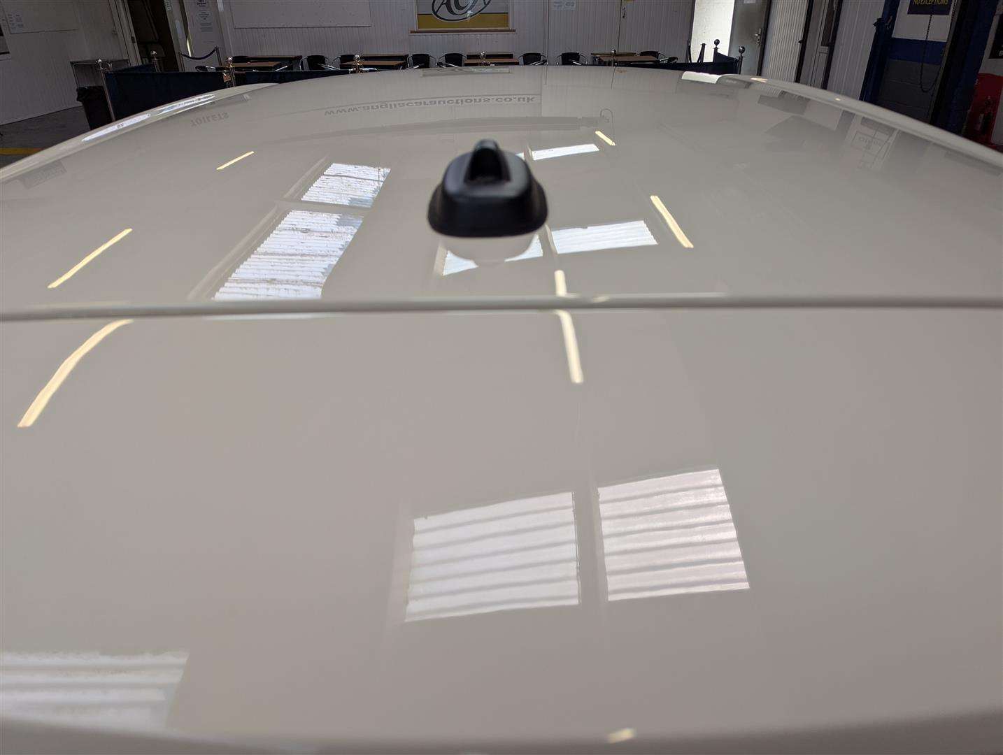 <p>2015 MINI ONE</p>