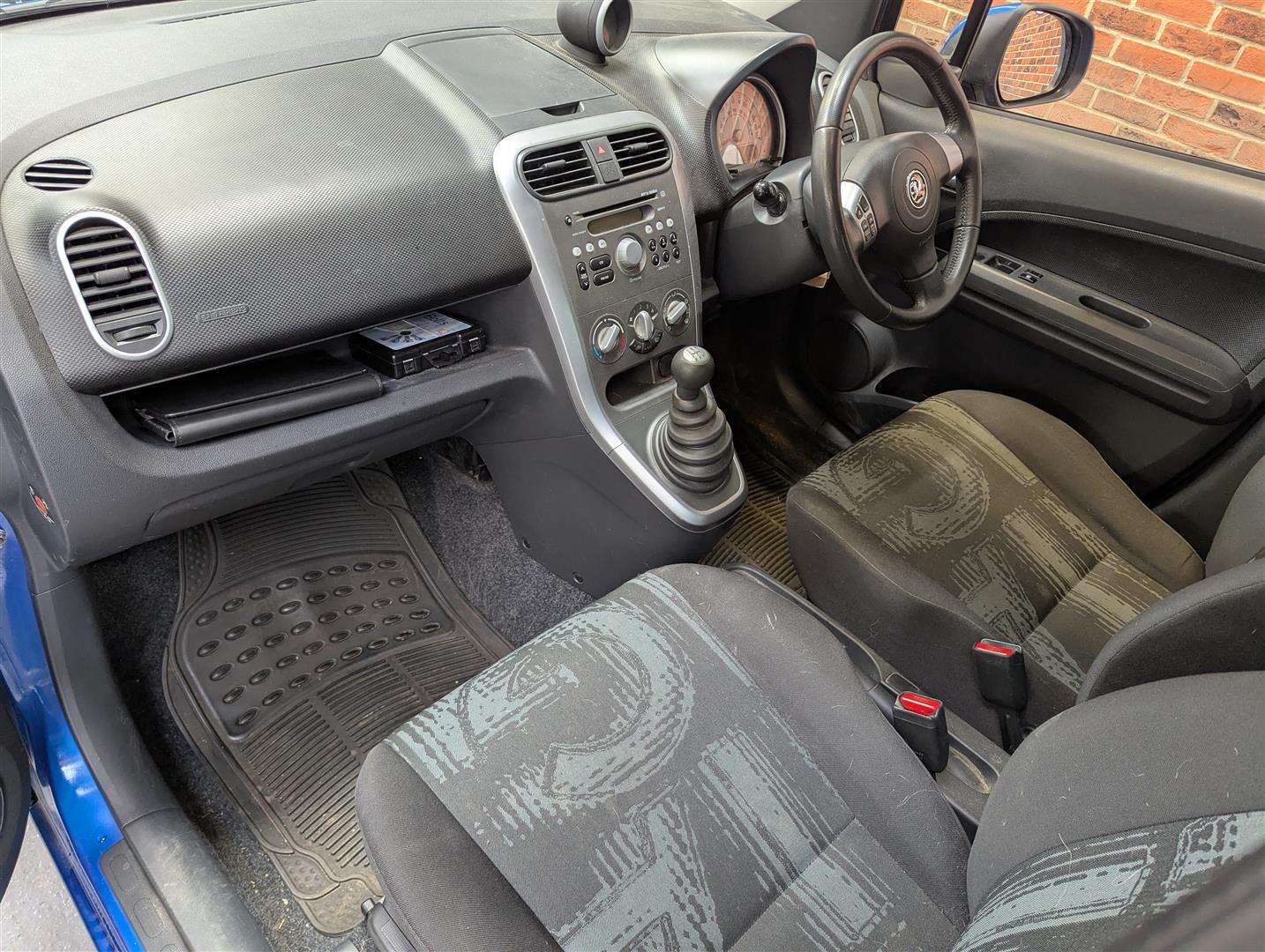 <p>2012 VAUXHALL AGILA SE</p>