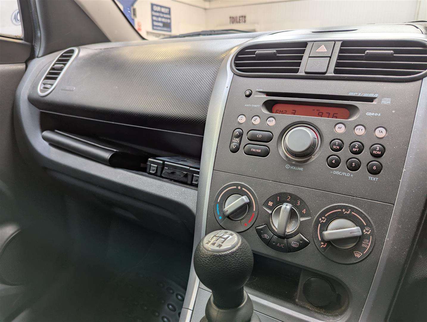 <p>2012 VAUXHALL AGILA SE</p>