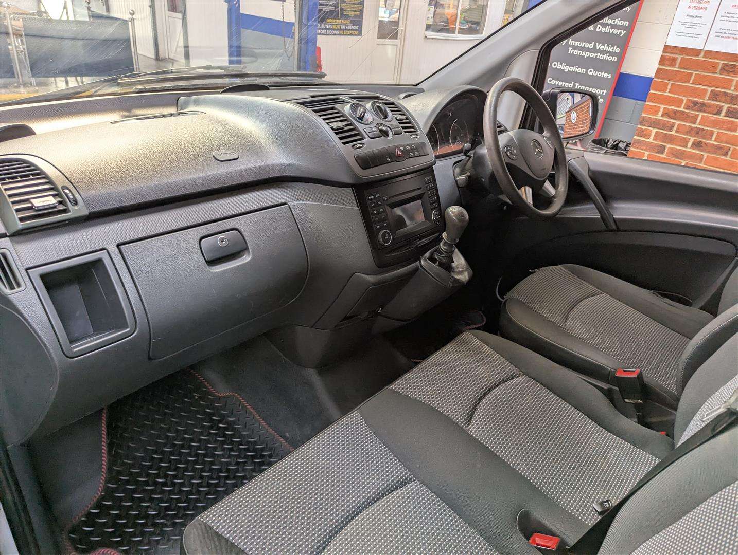 <p>2014 MERCEDES-BENZ VITO 116 CDI DUALINER</p>