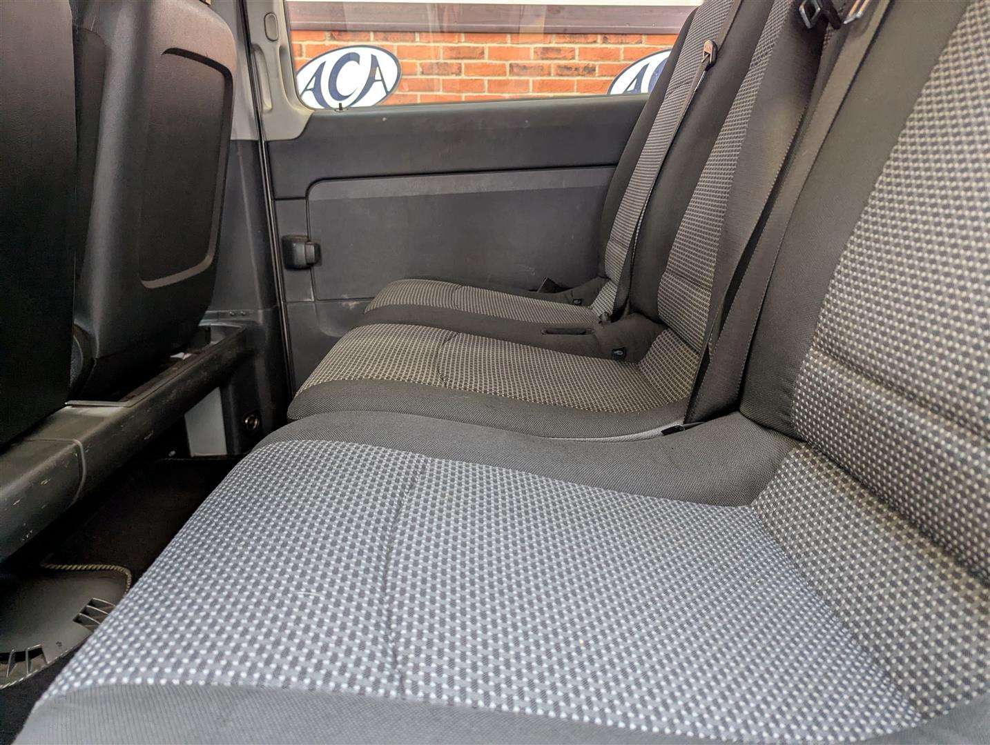 <p>2014 MERCEDES-BENZ VITO 116 CDI DUALINER</p>