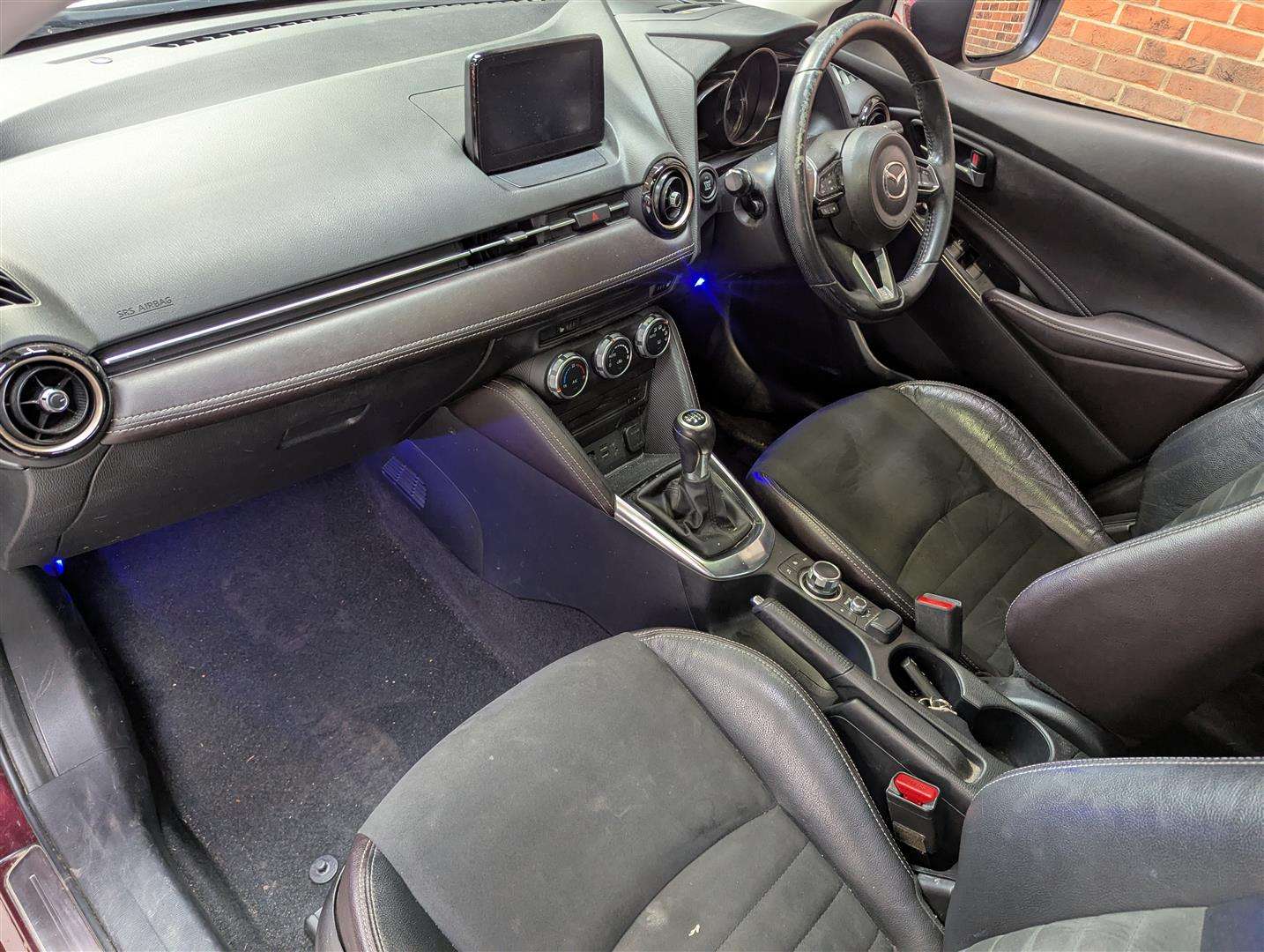 <p>2017 MAZDA 2 GT SPORT</p>