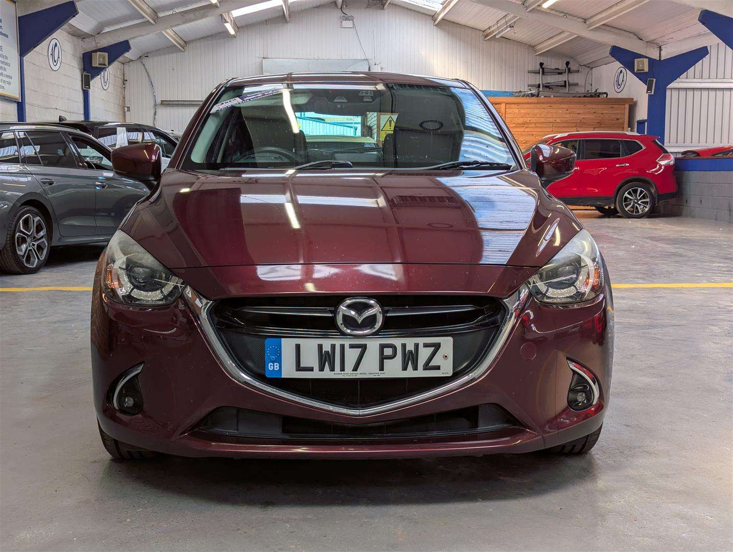 <p>2017 MAZDA 2 GT SPORT</p>