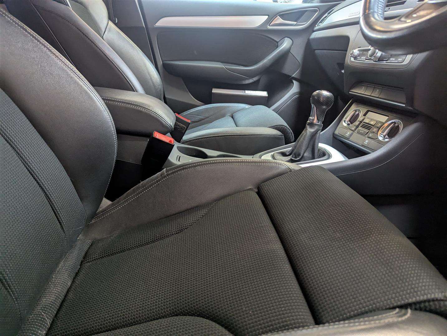<p>2013 AUDI Q3 S LINE TDI QUATTRO</p>