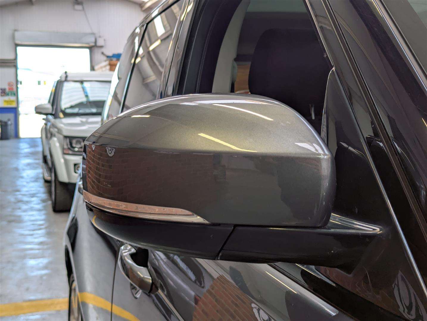 <p>2014 LAND ROVER RANGE ROVER VOGUE TDV6 AUTO</p>