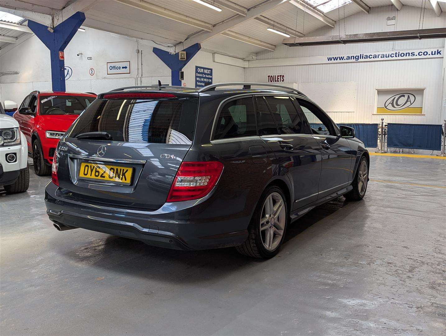 <p>2012 MERCEDES-BENZ C220 AMG SPORT CDI BLUEEF</p>