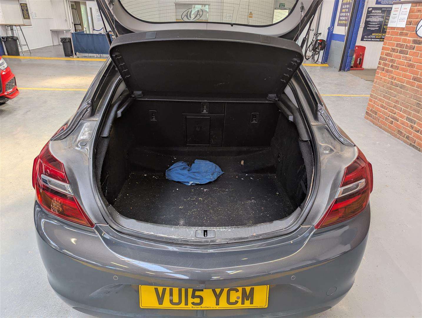 <p>2015 VAUXHALL INSIGNIA ELITE NAV CDTI E</p>