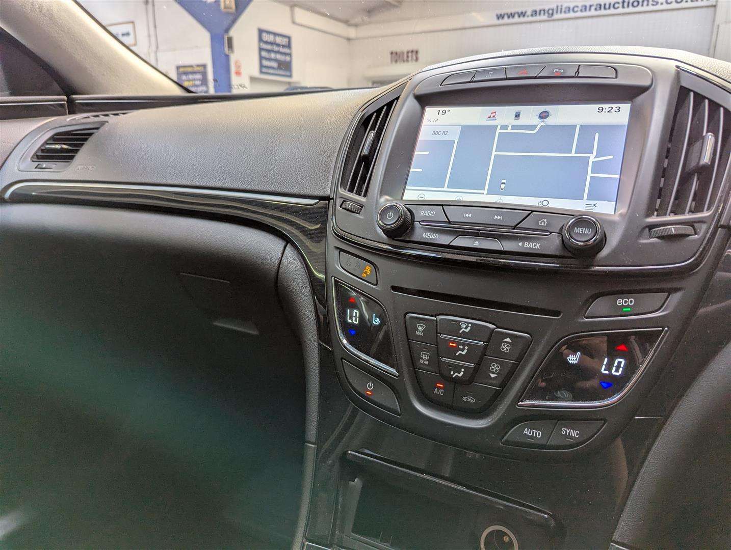<p>2015 VAUXHALL INSIGNIA ELITE NAV CDTI E</p>