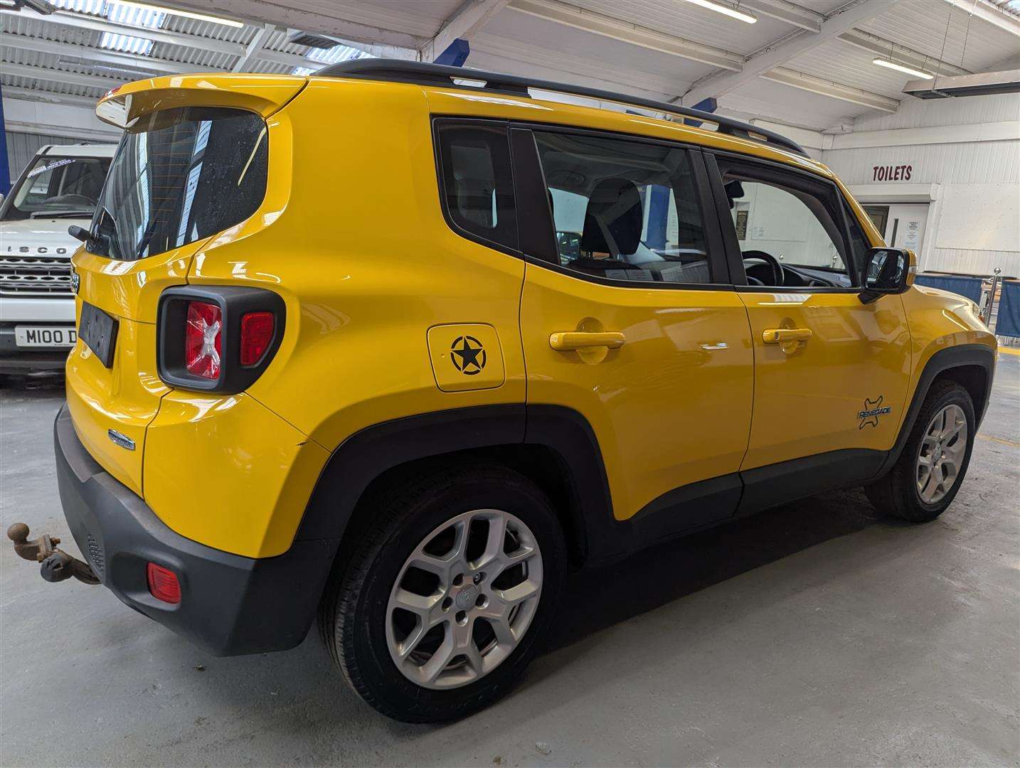 <p>2015 JEEP RENEGADE LONGITUDE</p>