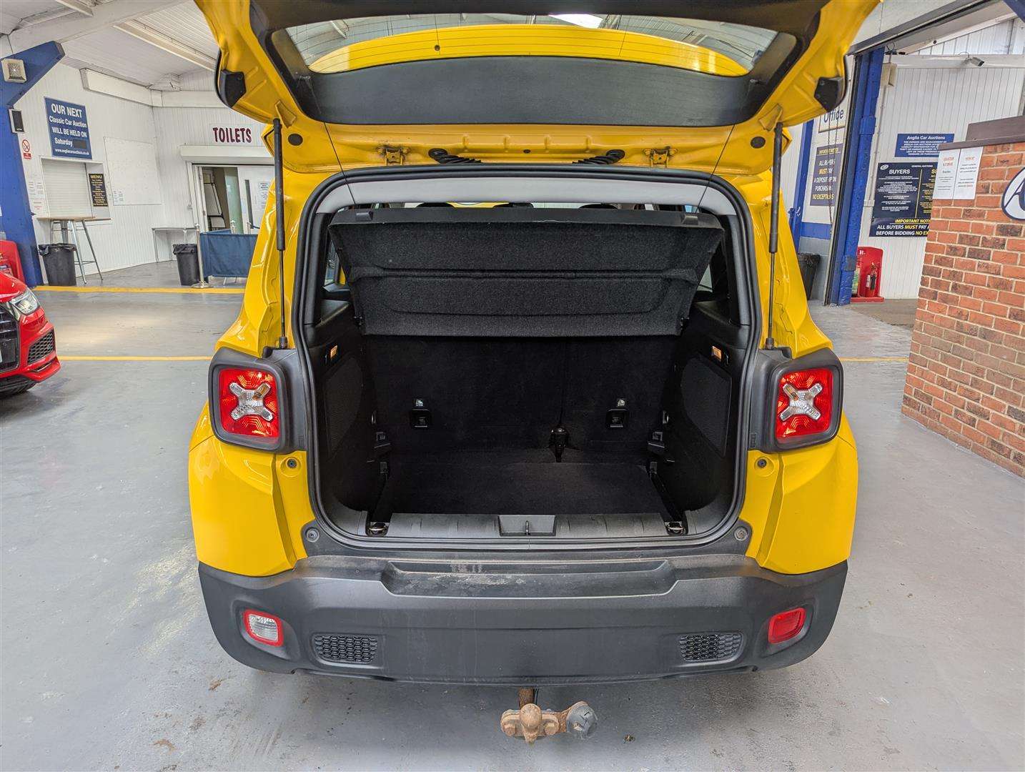 <p>2015 JEEP RENEGADE LONGITUDE</p>