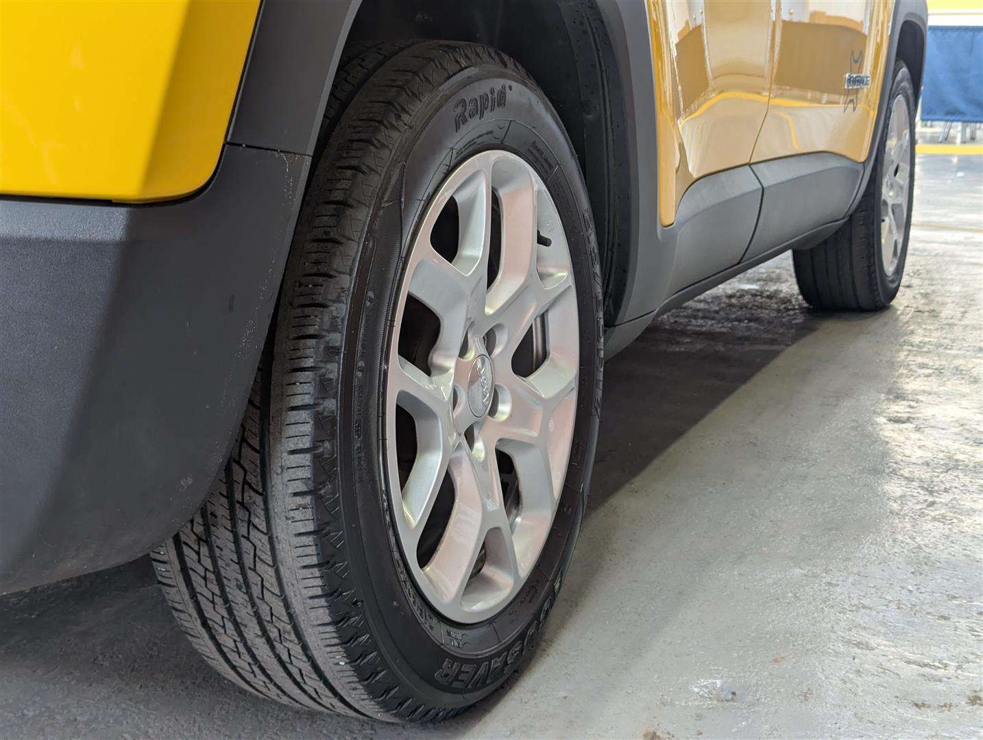 <p>2015 JEEP RENEGADE LONGITUDE</p>